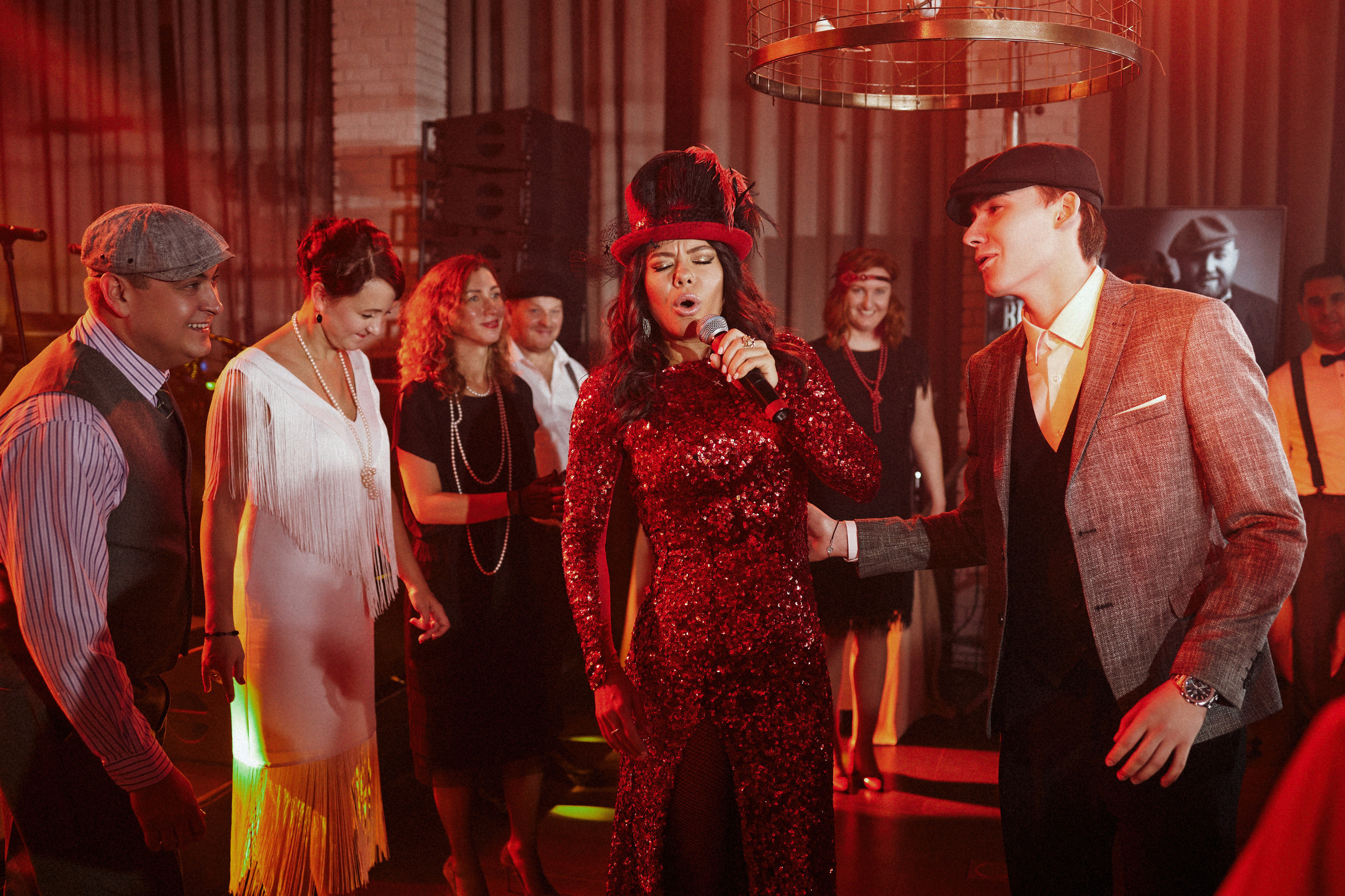 Острые козырьки. Другой взгляд на фотографию