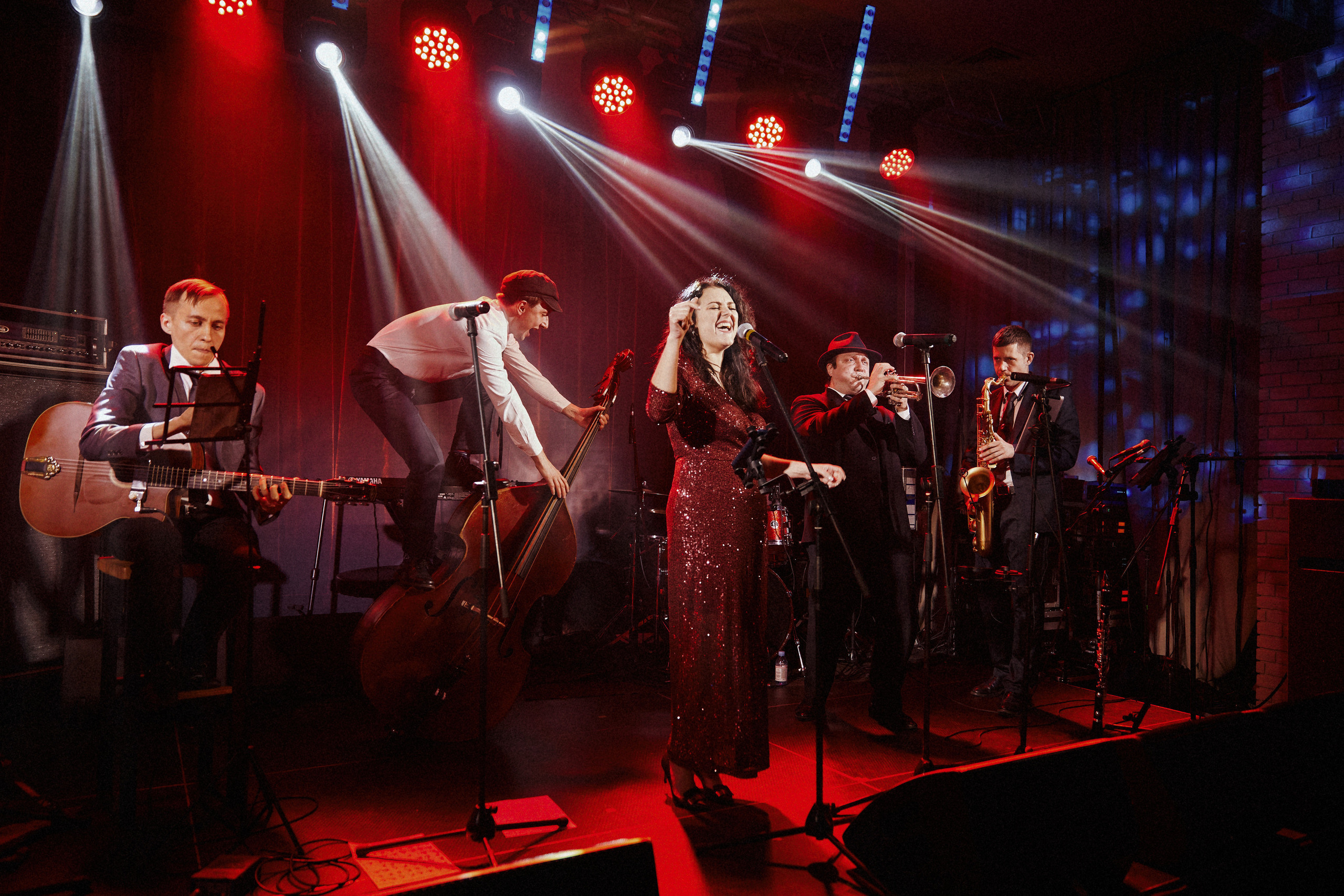 Острые козырьки. Другой взгляд на фотографию