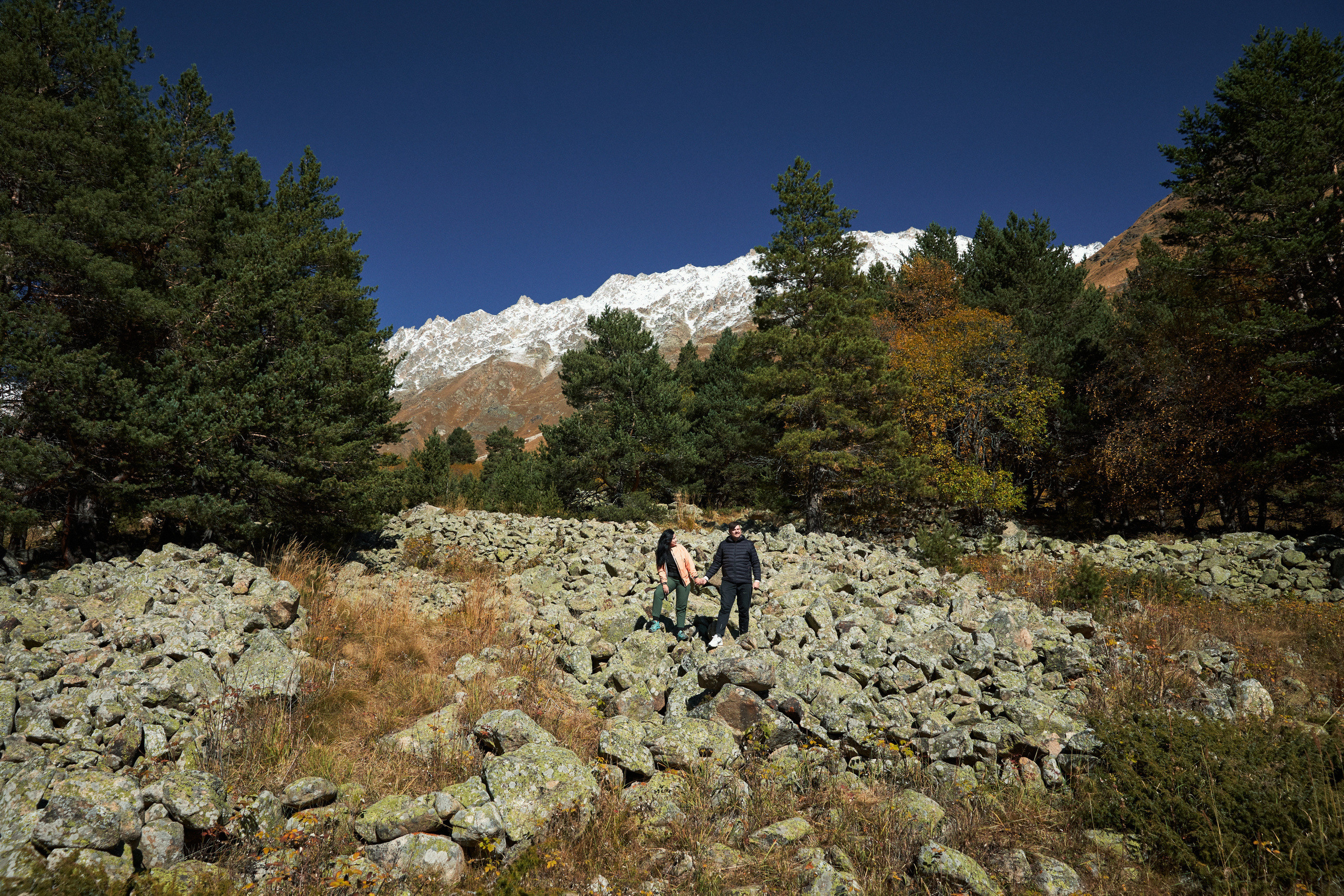 Выше гор только любовь. Другой взгляд на фотографию