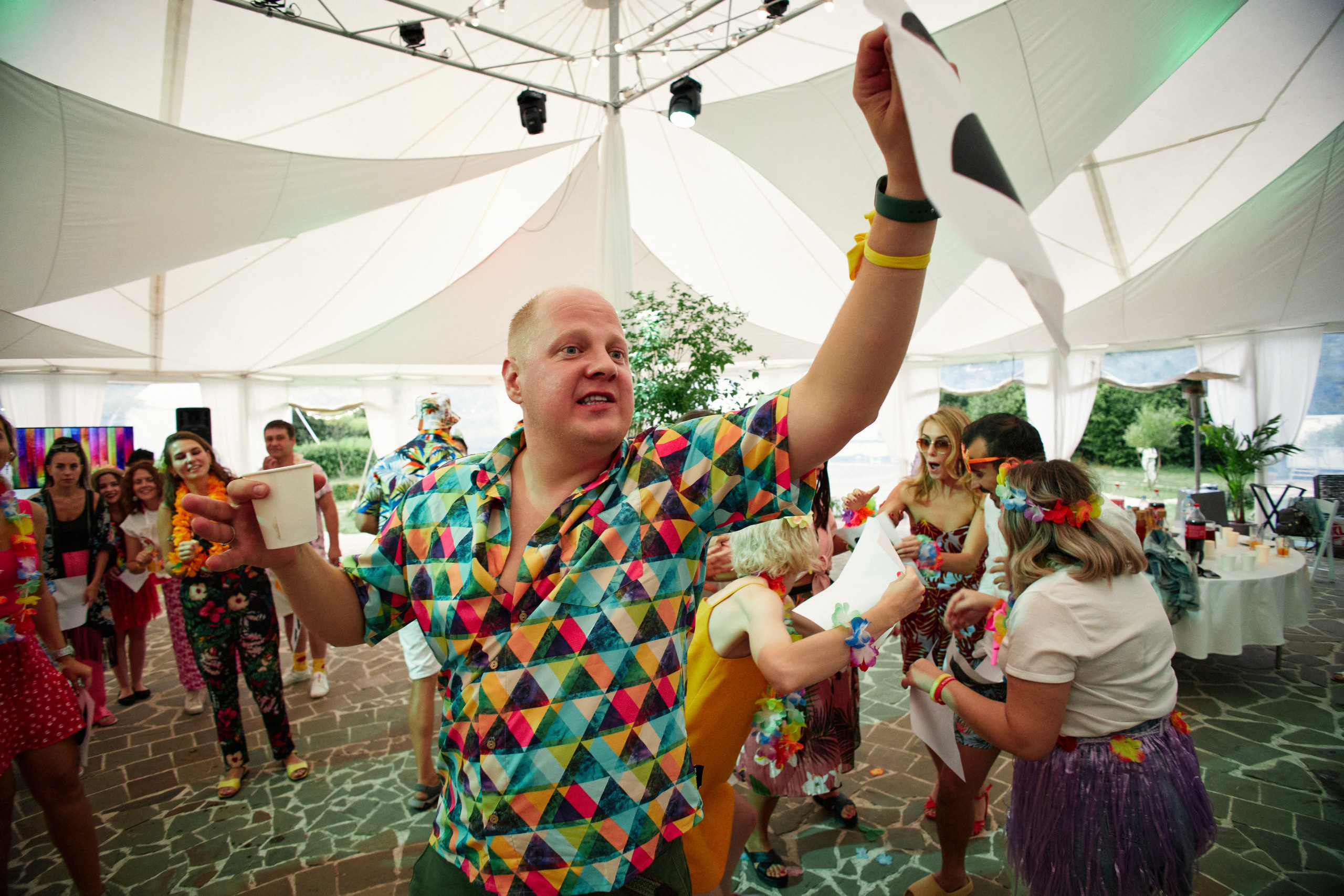 Hawaii party. Другой взгляд на фотографию