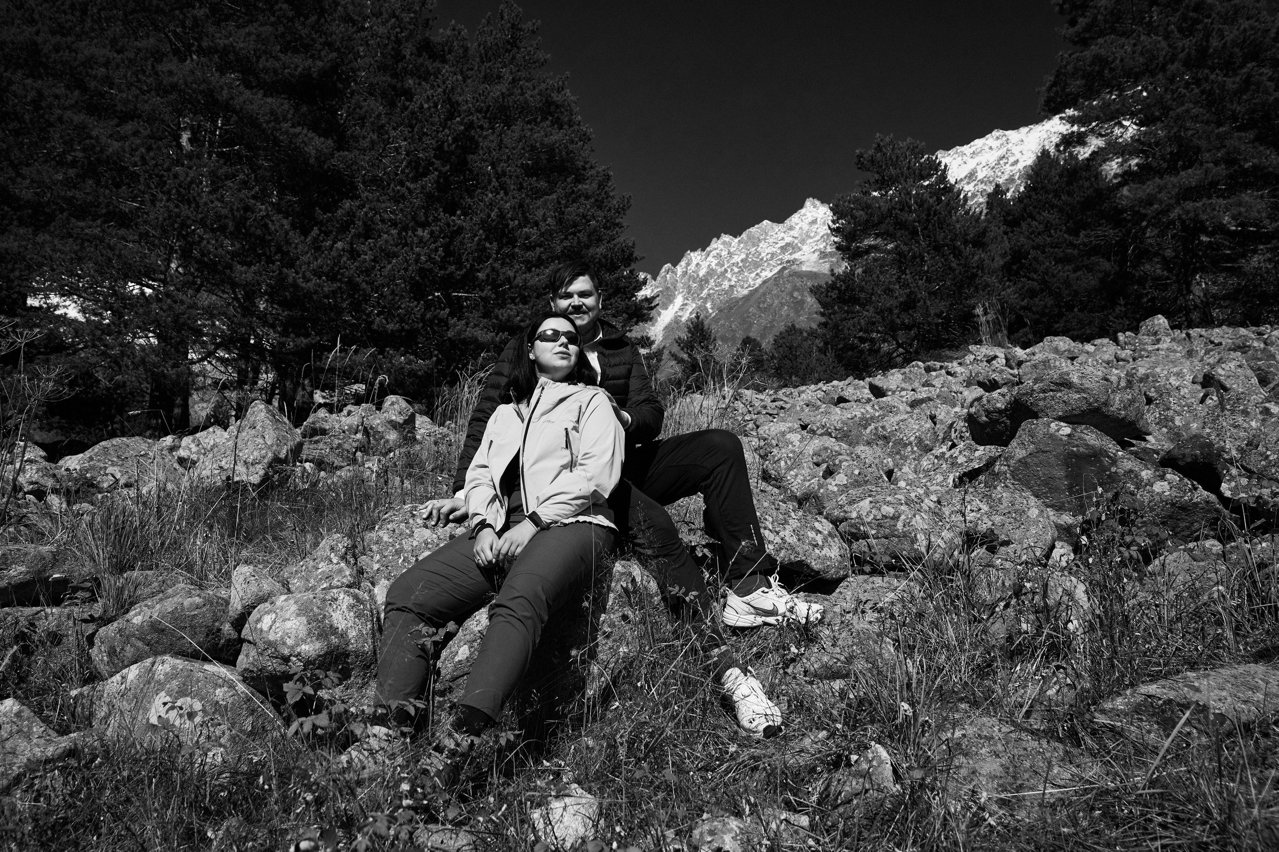 Выше гор только любовь. Другой взгляд на фотографию