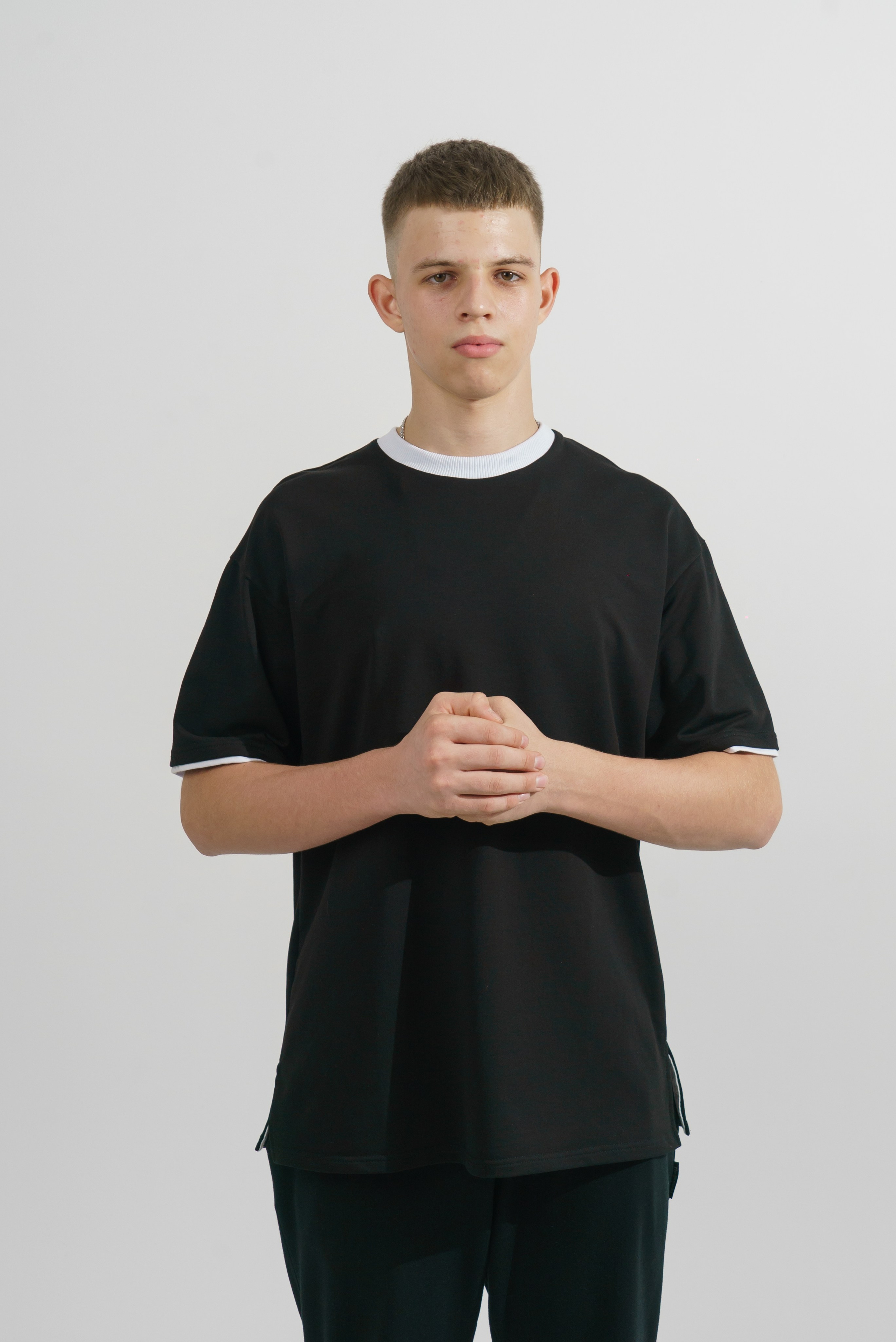 Предметная фотосъемка одежды для Wildberries и Ozon — бренды Краснодара. Фото и видеосъемка одежды для маркетплейсов Ozon, Wildberries. Шедевры для Вас! Фотограф и Видеограф в Краснодаре Пахиев Руслан