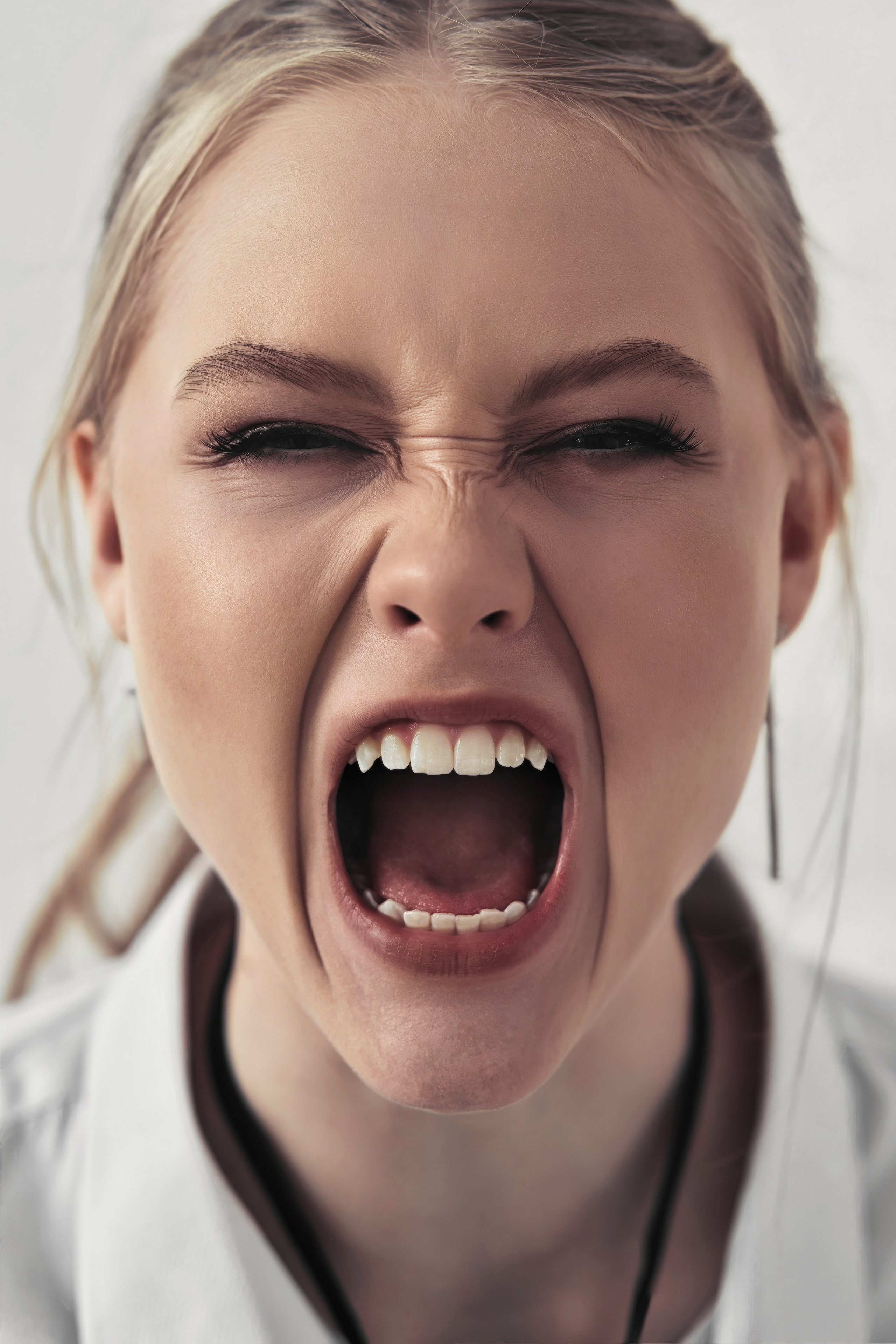 Hold Me!!!. Фотограф Денис Кривопусков