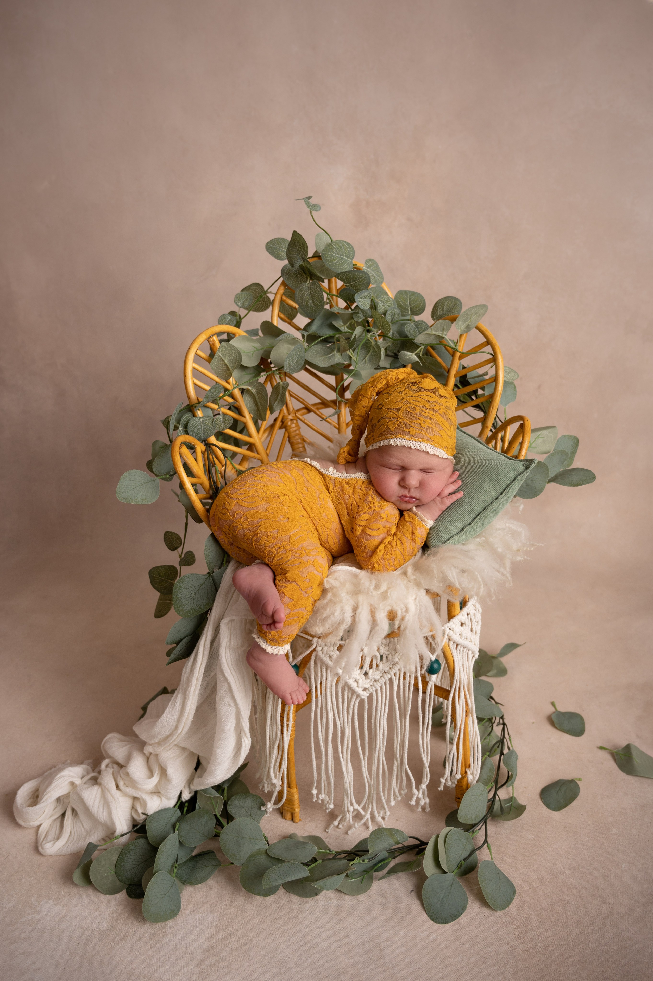 Новорожденные девочки. Детский фотограф в городе Жуковский Алиса Коробанова