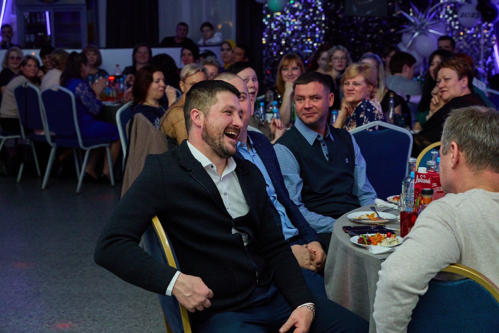 Предновогодняя вечеринка. Свадебный и семейный фотограф в г. Волхов Алексей Кочерыжкин