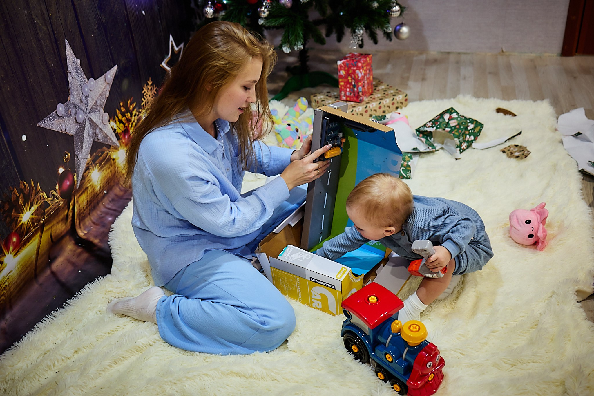 Новогодняя домашняя фотосессия. Свадебный и семейный фотограф в г. Волхов Алексей Кочерыжкин