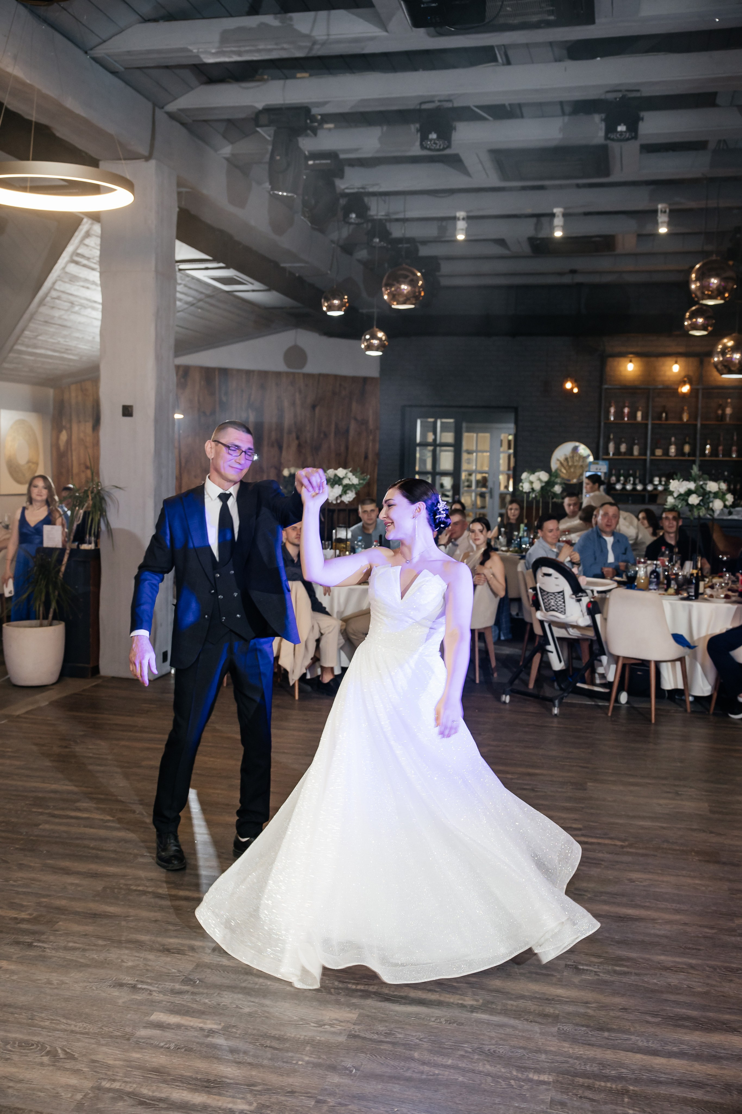 Свадебный фотограф на полный день. Никита Назаров. Фотограф, видеограф на свадьбу в Москве Никита Назаров