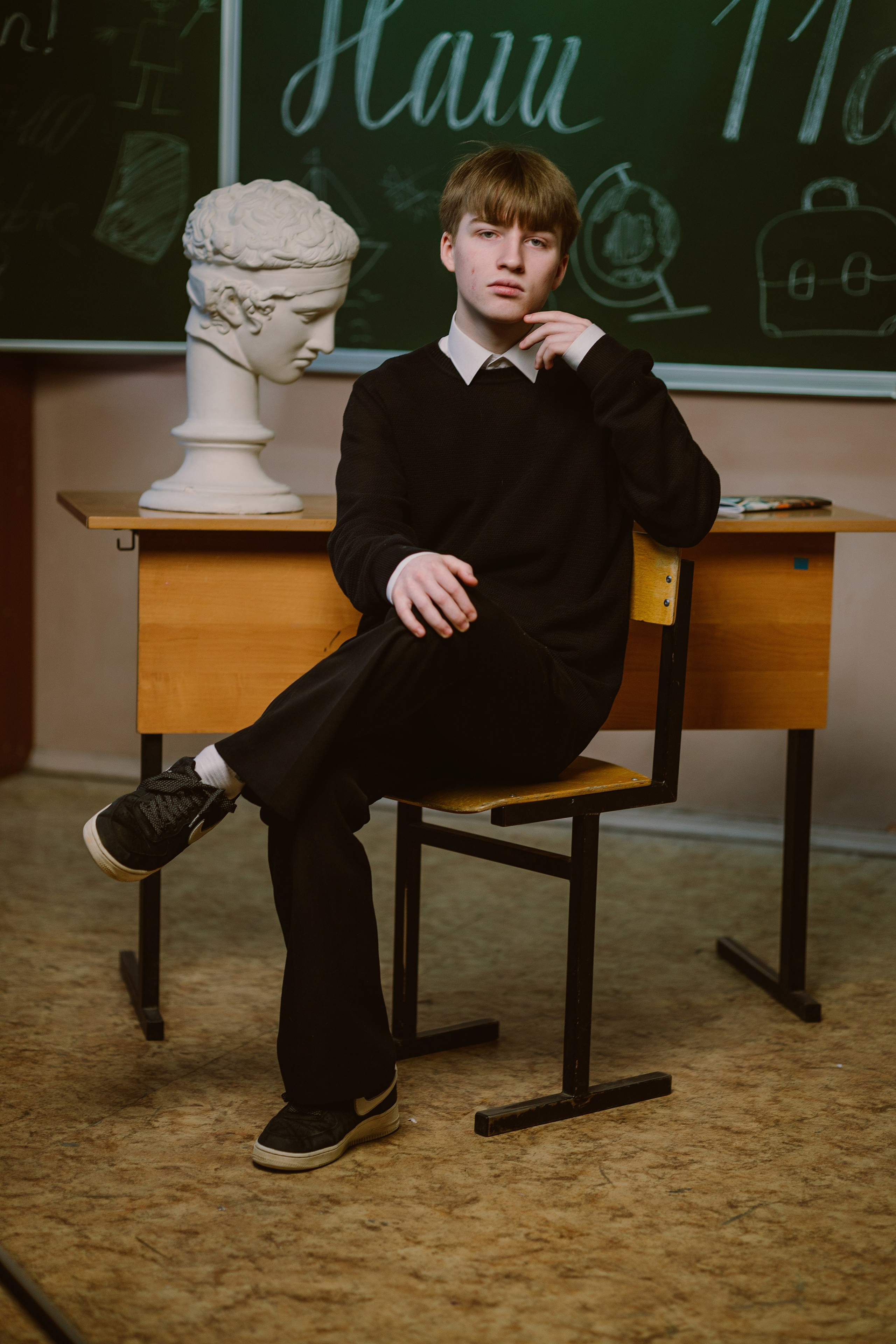 Фотосессия для 11 класса на выпускные альбомы | Серпухов. Выпускные альбомы в Серпухове