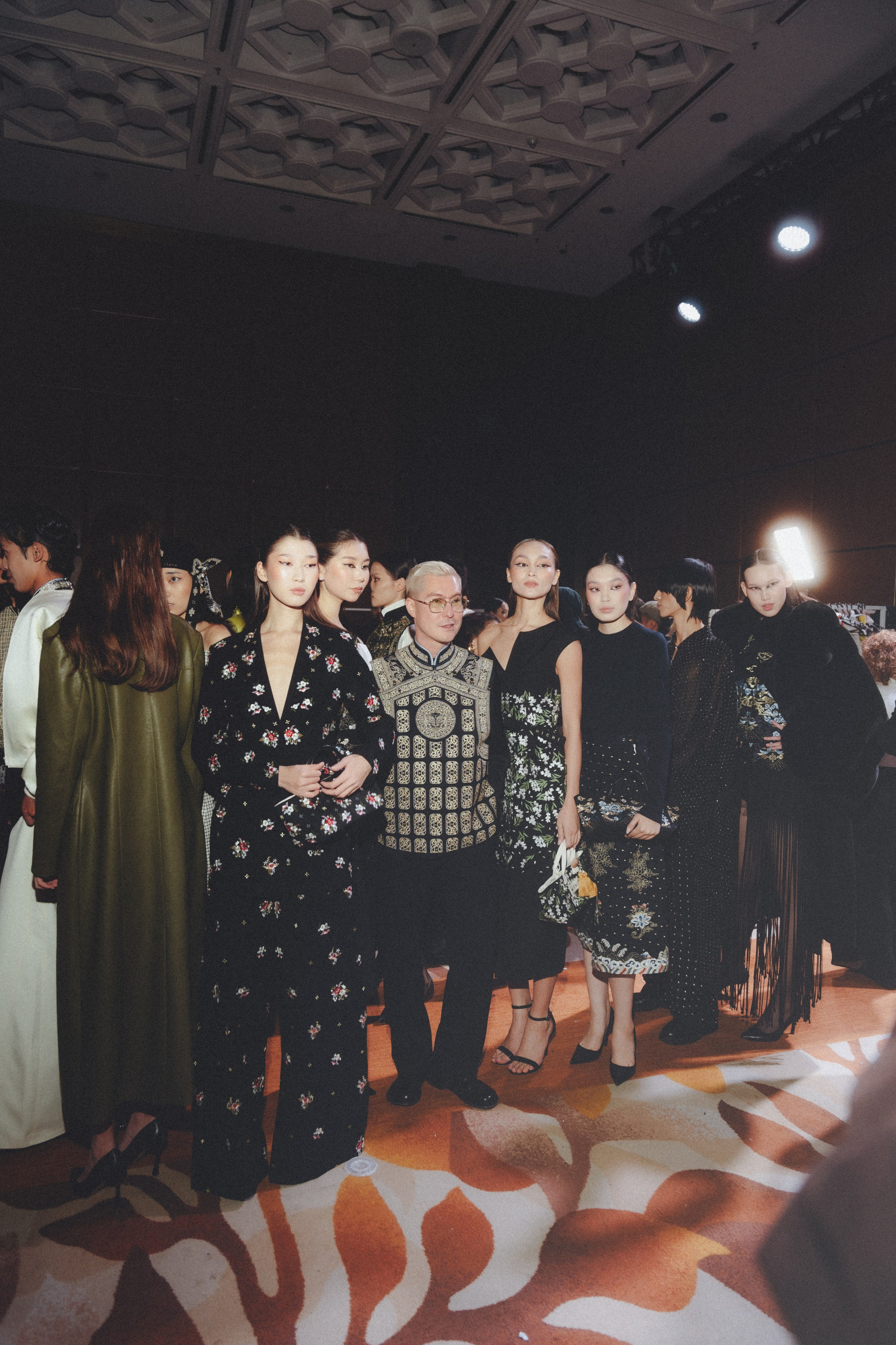 VISA FASHION WEEK ALMATY SS26 / BACKSTAGE ZONE