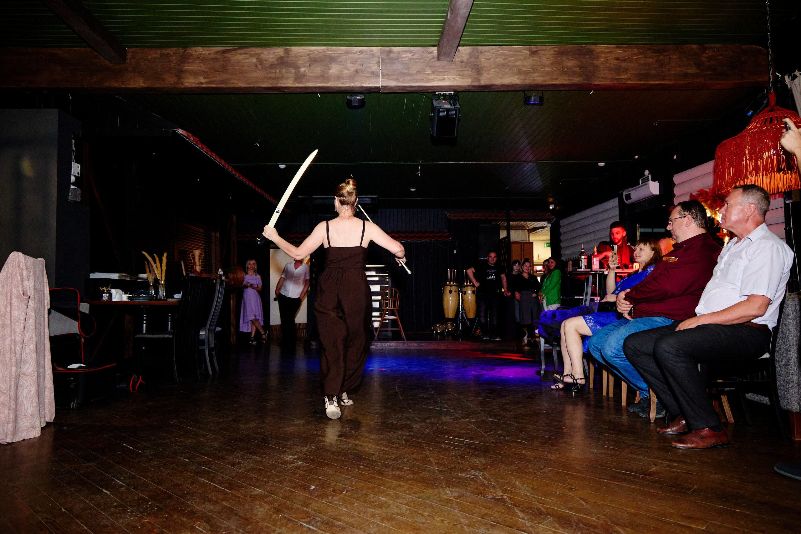 Выпускной 35 Сош. Фотограф Выпускные альбомы Таганрог Сергей Коробченко