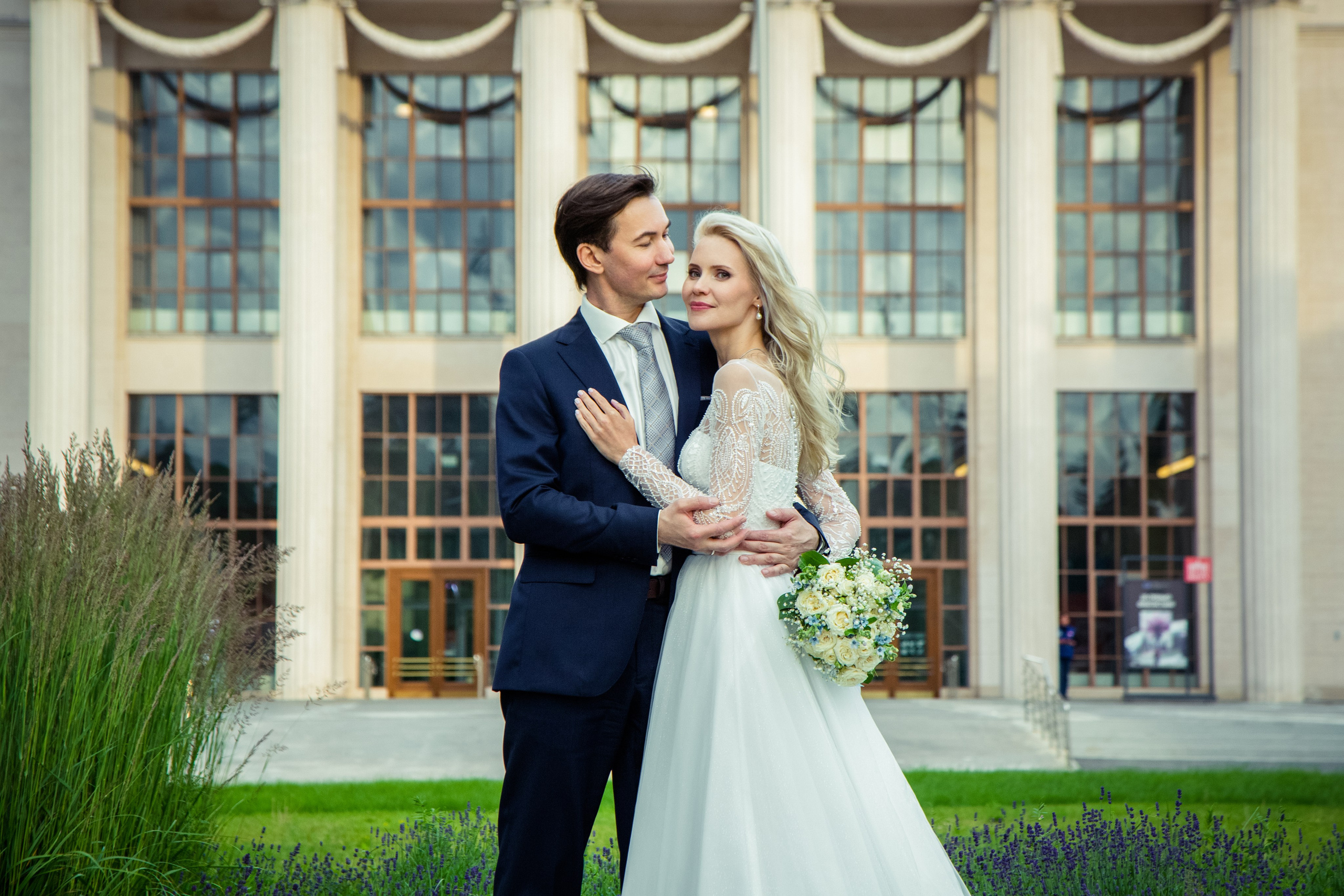 Свадебная фотосессия на ВДНХ. Свадебный и семейный фотограф в Москве и Подмосковье Лариса Козлова