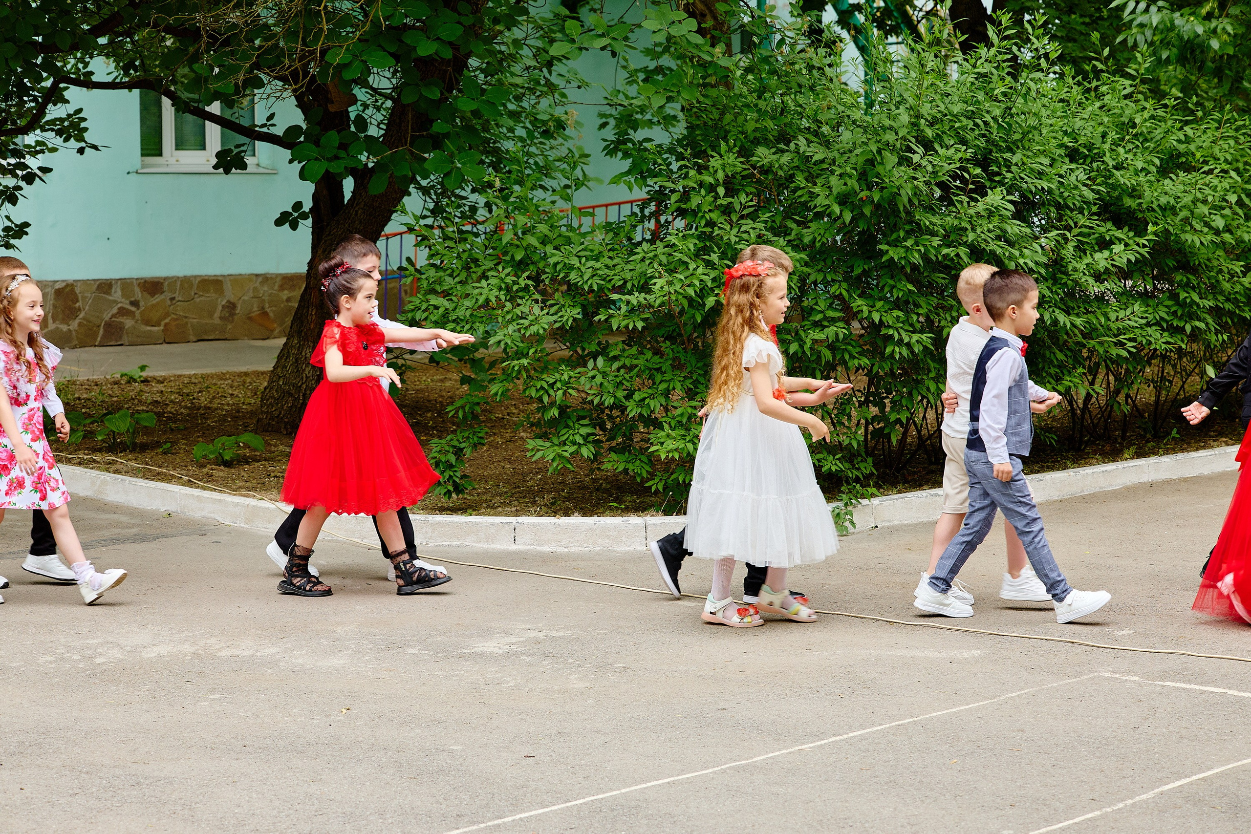 Выпускной 45 сад. Фотограф Выпускные альбомы Таганрог Сергей Коробченко