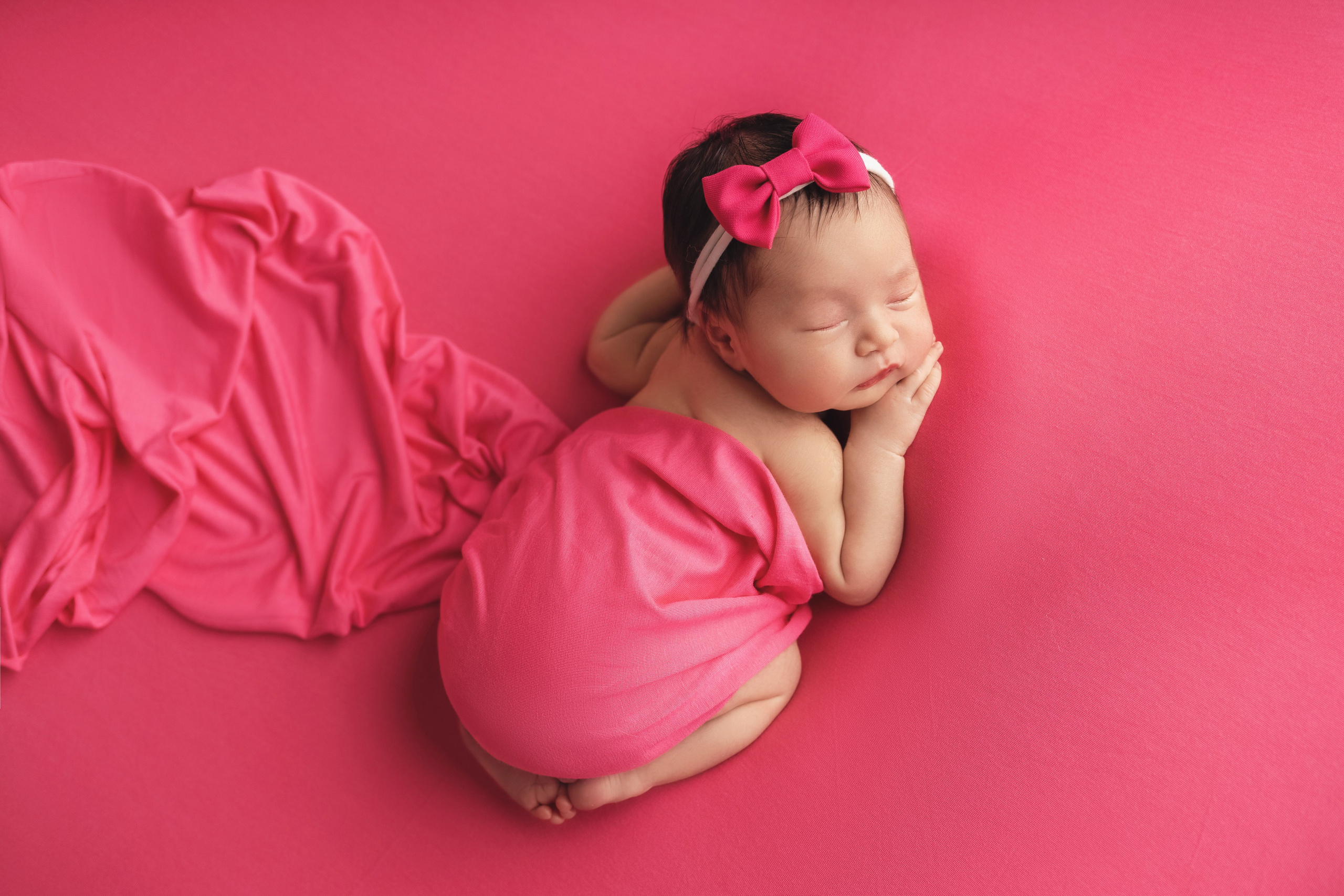 Классическая фотосессия малыша. Фотограф новорожденных малышей в Омске и Омской области Эльвира Камаева