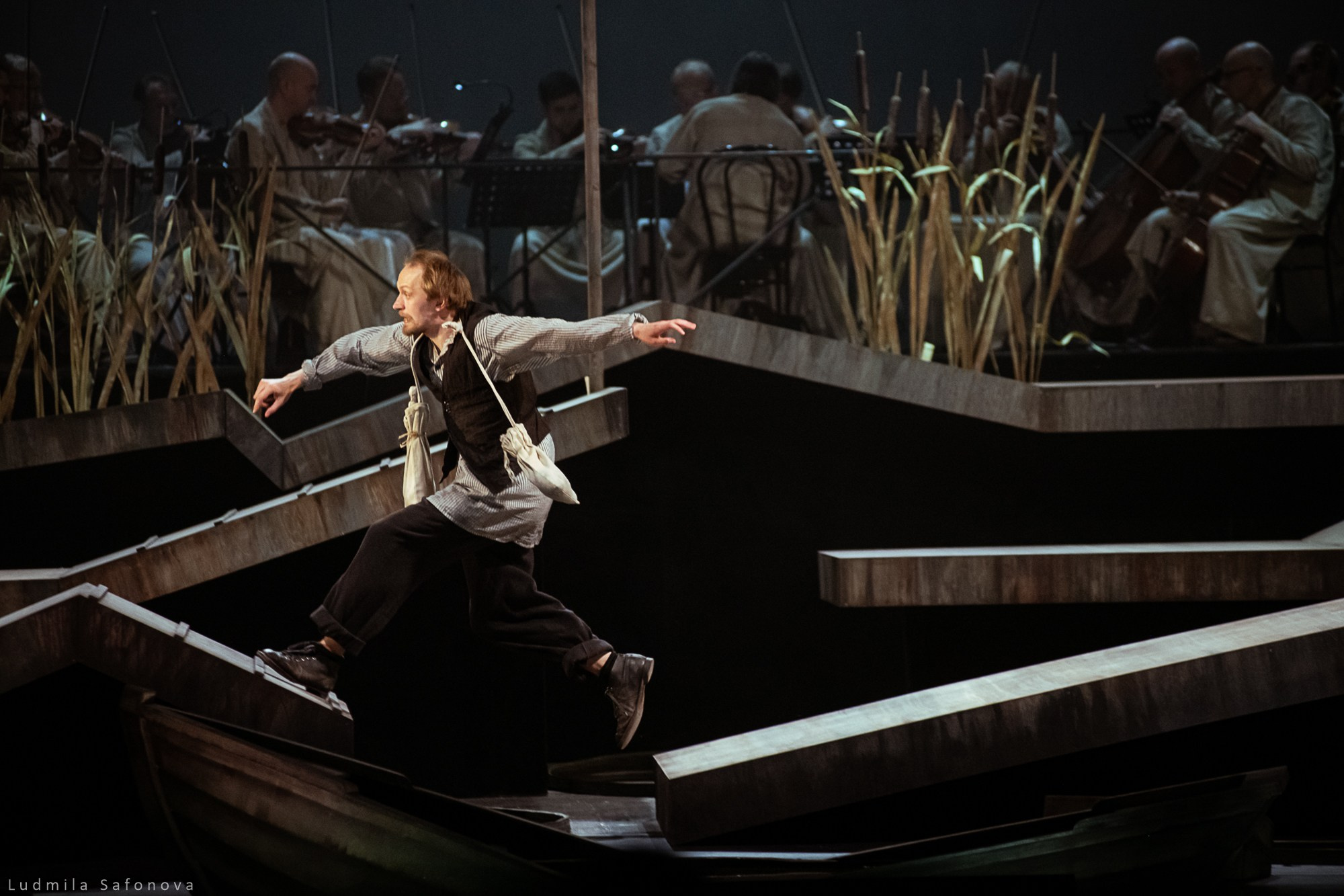 Театр Гоголя. Соборяне. Lucytheatre