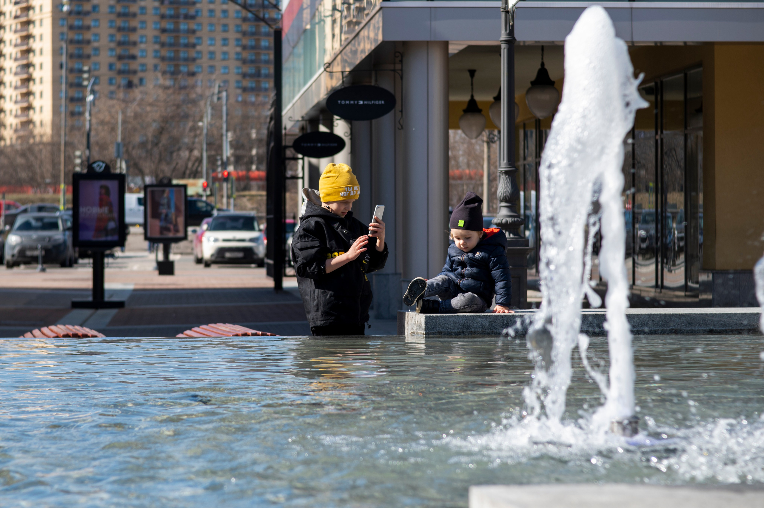 Фотопрогулка апрель 2022. Фотограф Роман Адлер