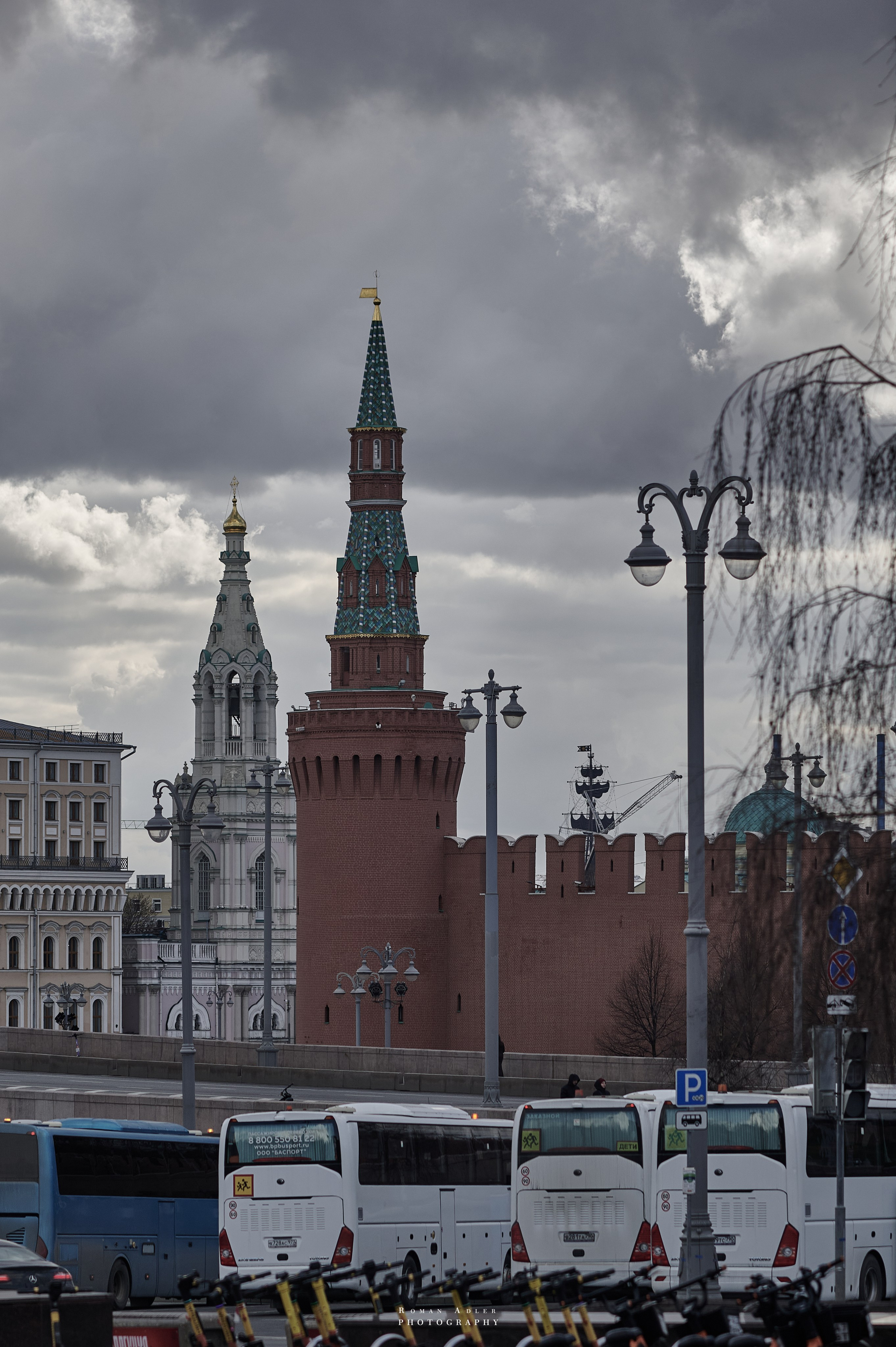 Москва. Апрель 2026. Фотограф Роман Адлер