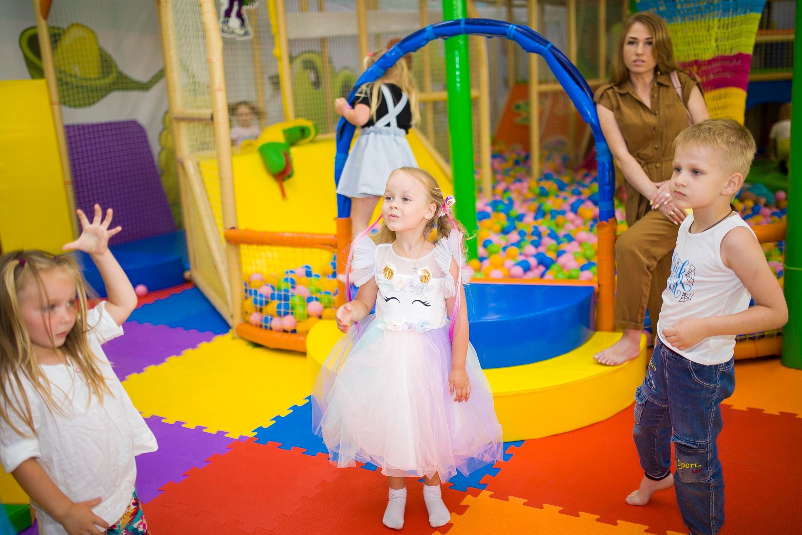 День рождения Ариши. Дизайн интерьера Керчь, дизайнер интерьера Еремина Мария Керчь, Симфер