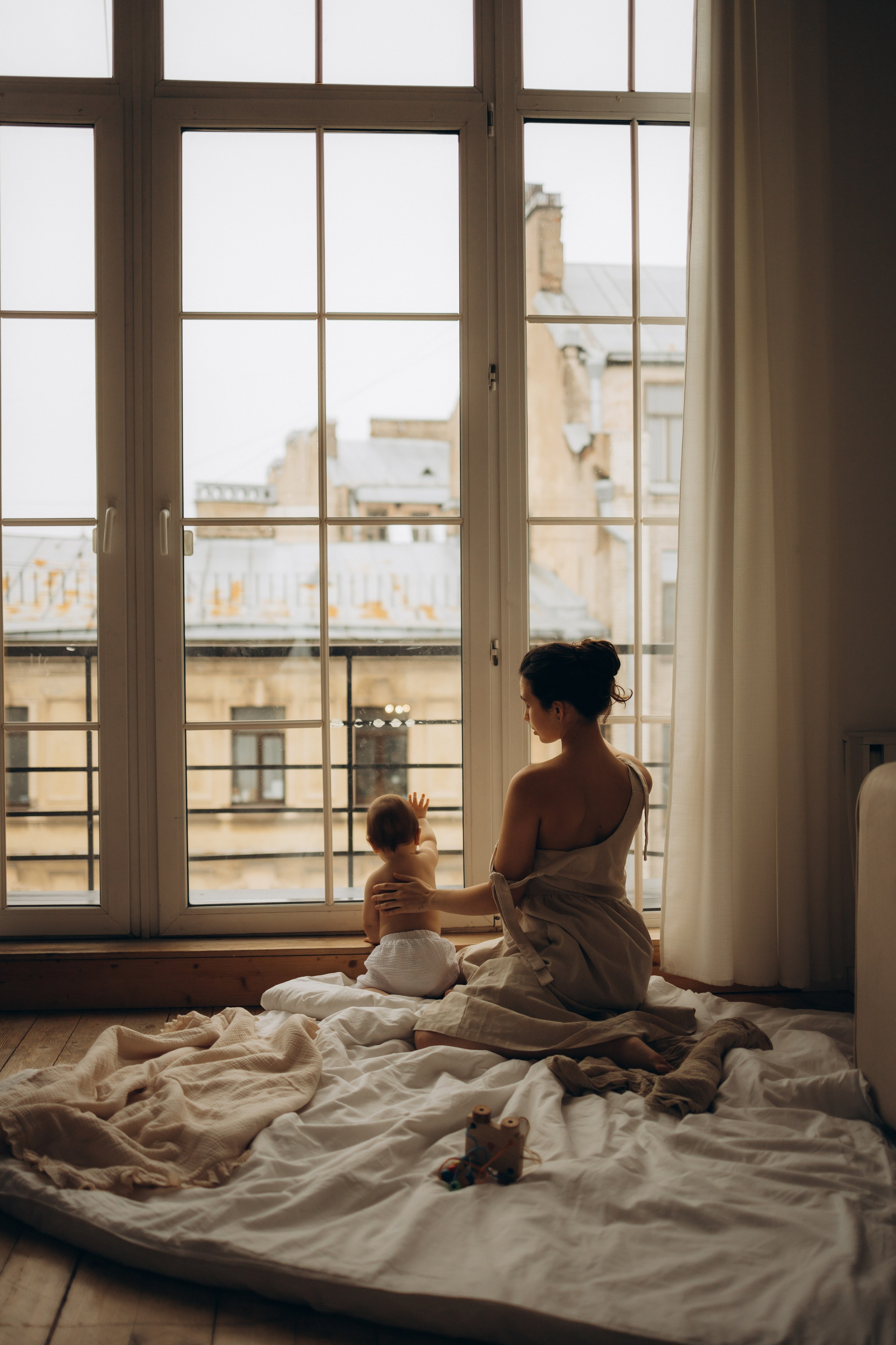 Регина и малыш Дима. Семейный, домашний, ньюборн фотограф Москва Цветкова Елизавета