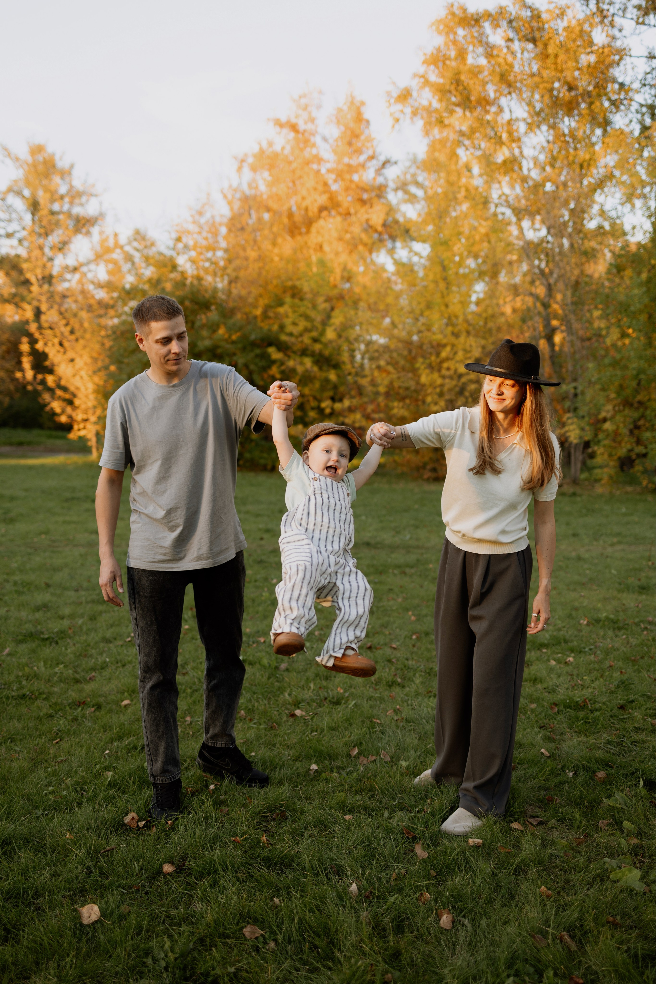 Паша, Юля и Мироша. Семейный фотограф Надежда Каримова | Иркутск Байкал Аршан