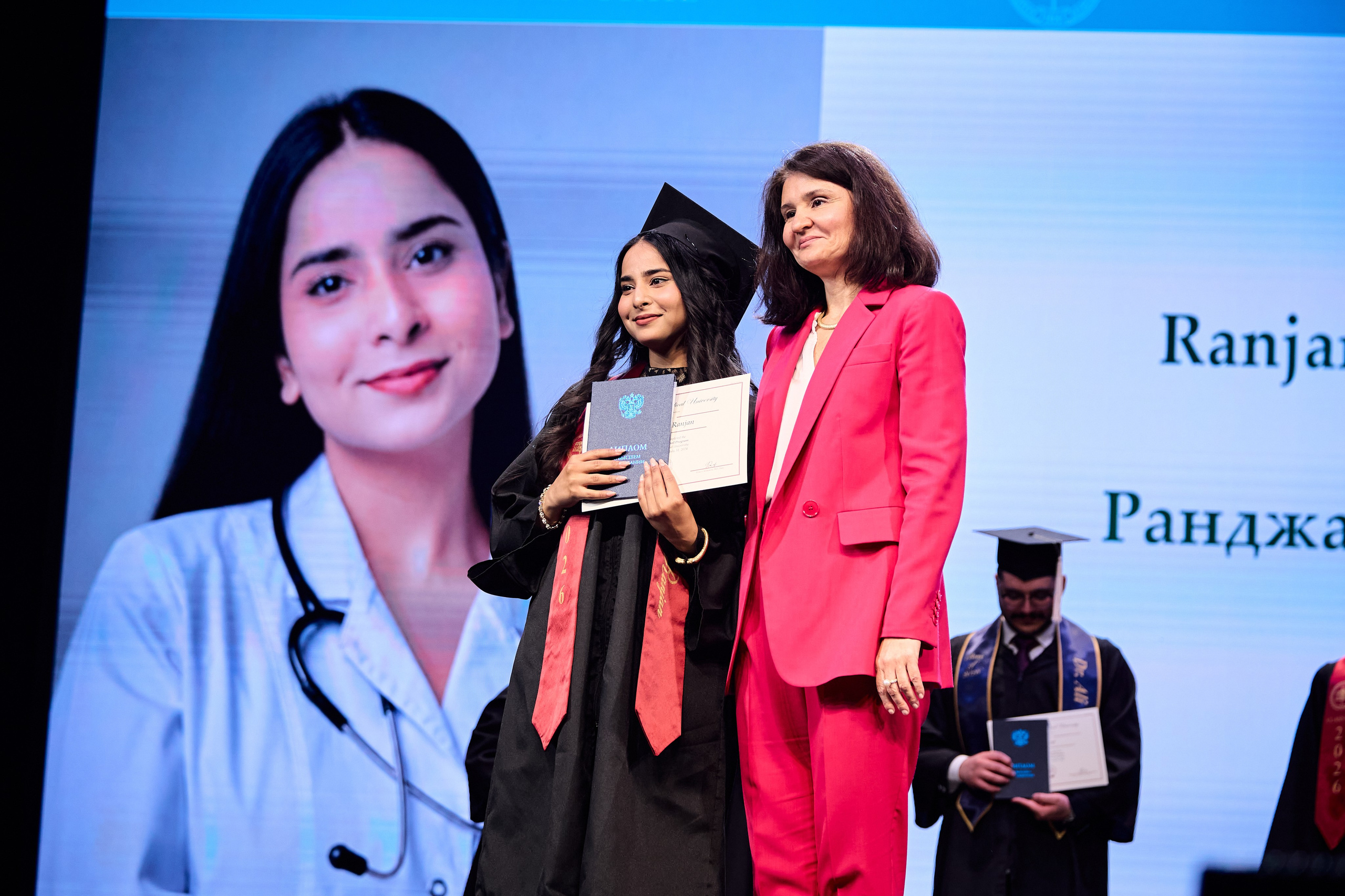 Выпускной КГМУ / Graduation 2026. Репортажный и портретный фотограф Казань / Горячих Полина