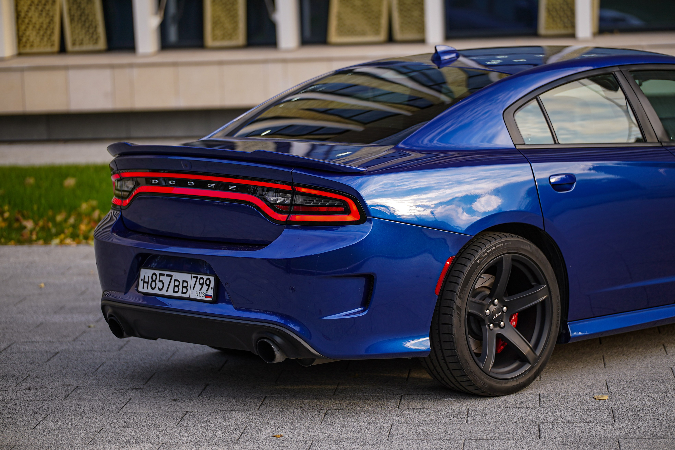 Dodge Charger Hellcat. Автомобильный фотограф Шакая Кирилл