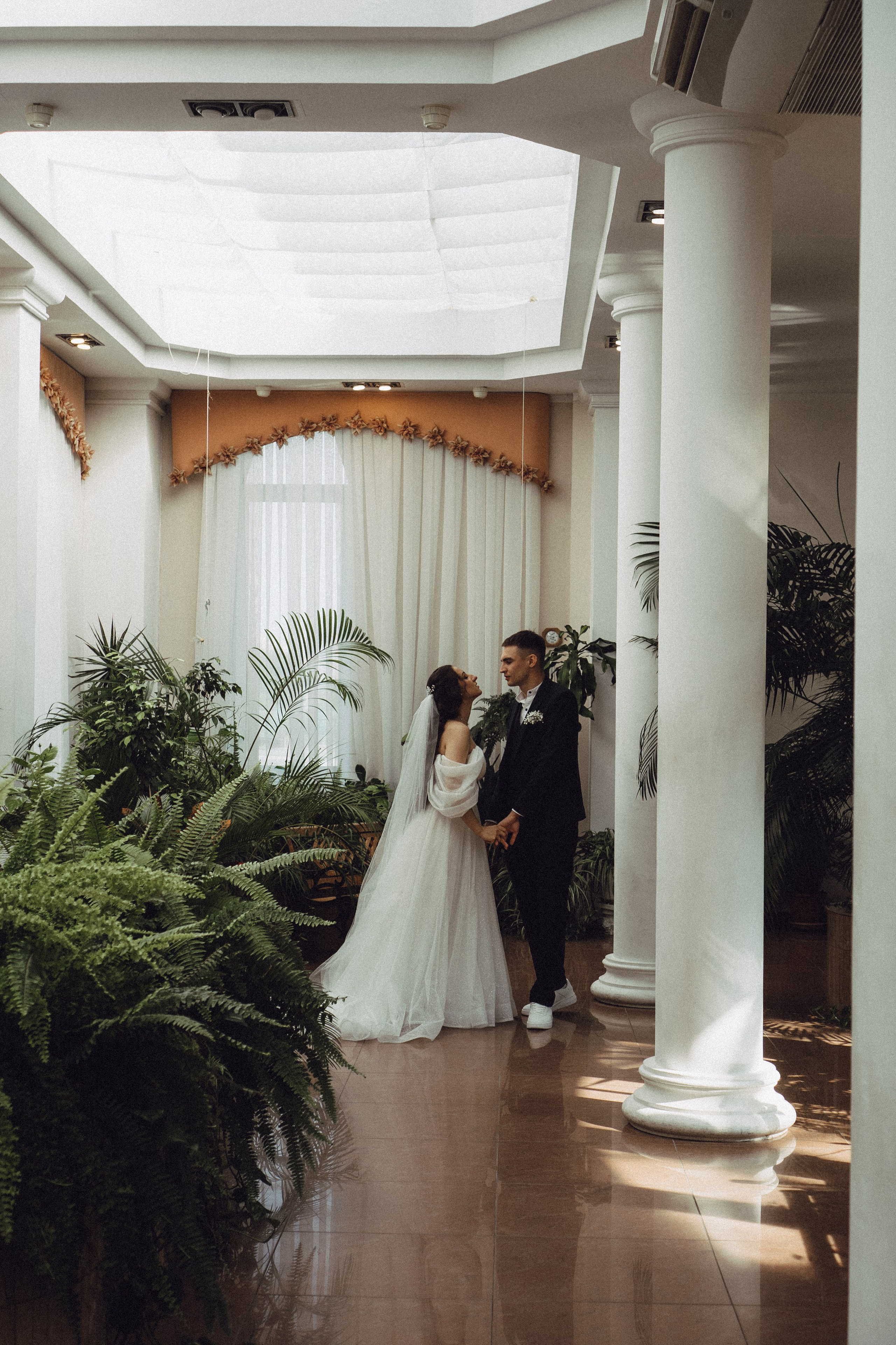 СВАДЕБНАЯ СЬЕМК В ПАРКЕ 300-ЛЕТИЯ. Профессиональный фотограф, Санкт-Петербург — Виктория Богомолова