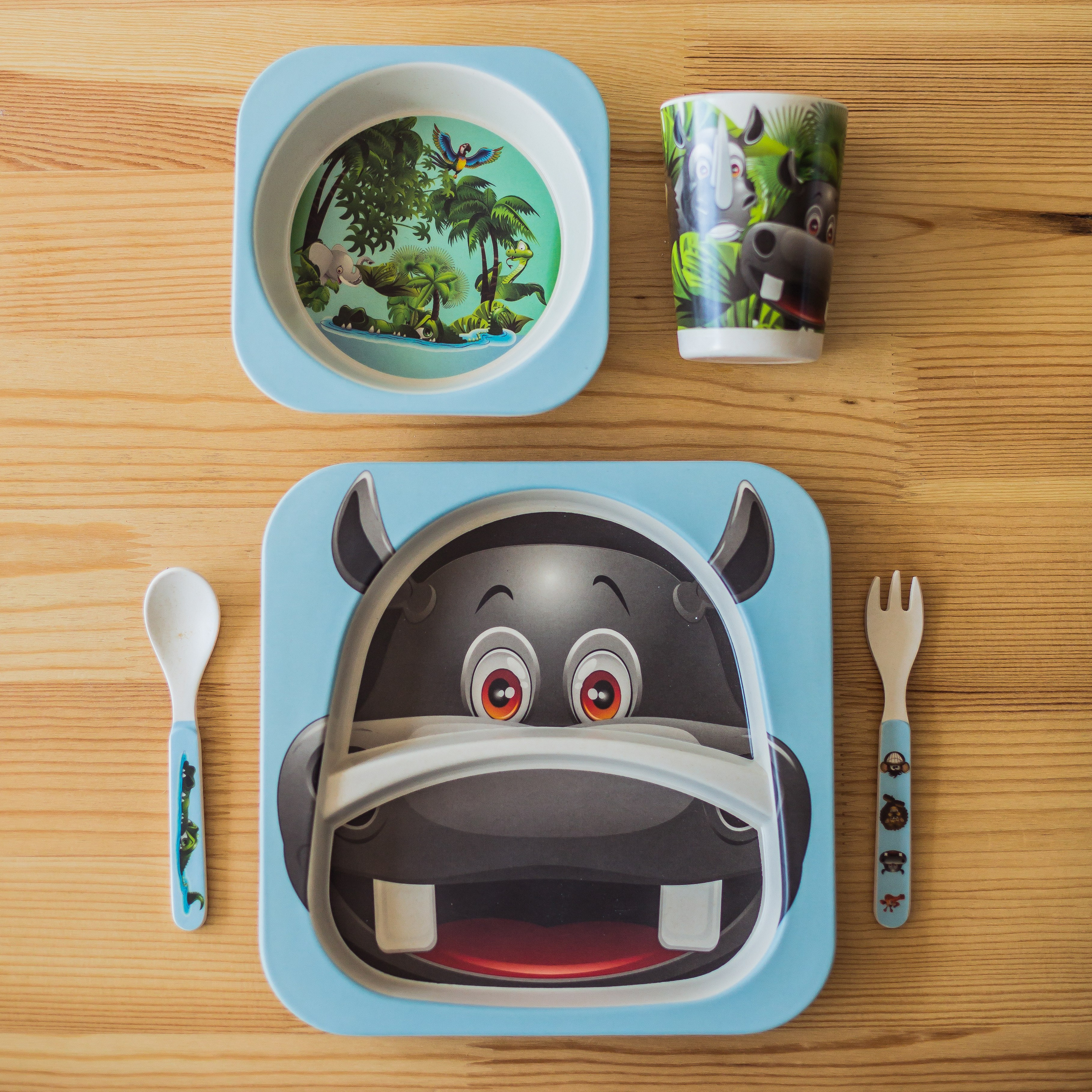 Детская посуда. Семейный фотограф Николаева Ольга