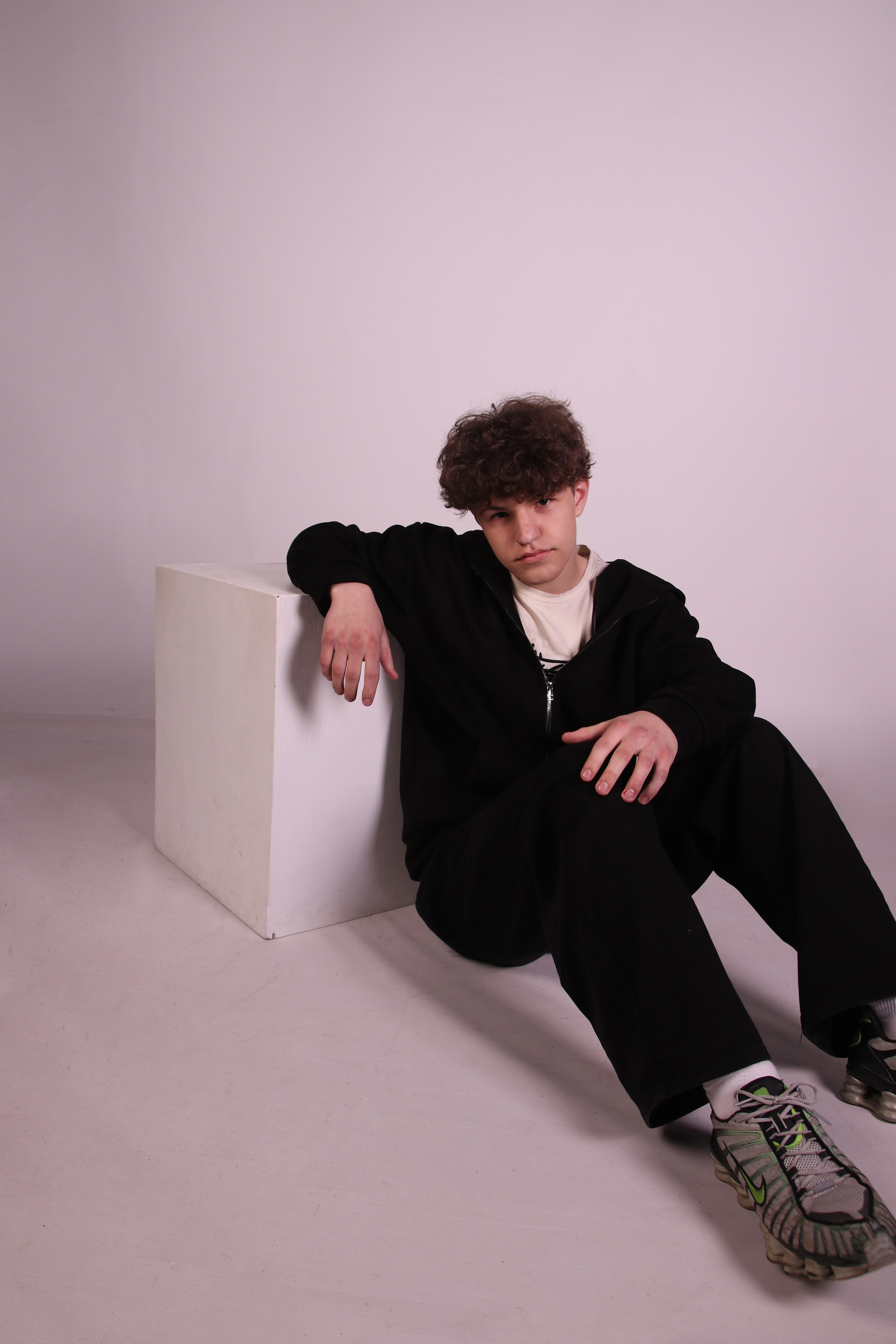 Школьная съемка для дальнейшего альбома. Фотограф фотосалон SO! photo&video город Находка Приморский край