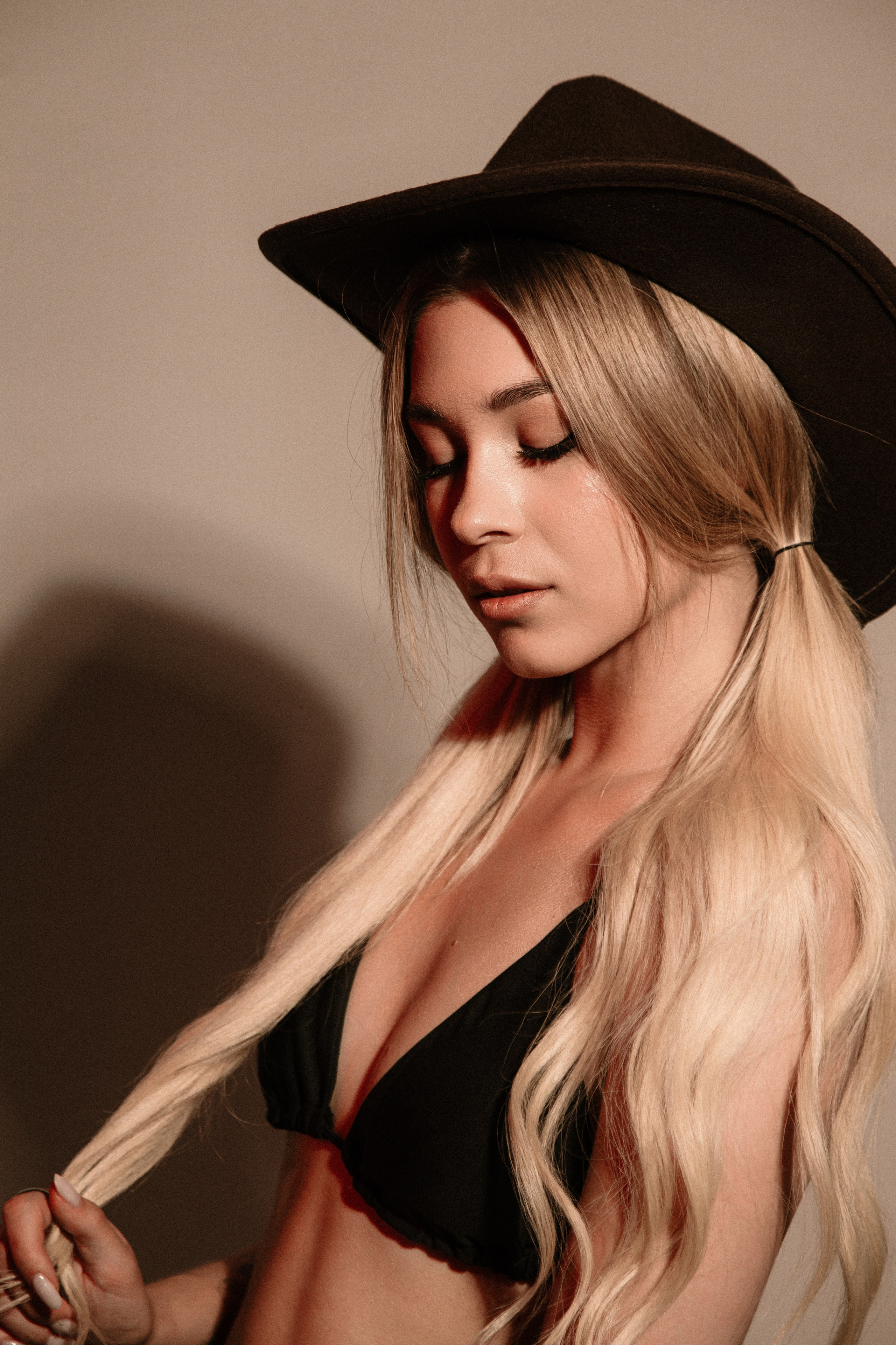 Студийные съёмки. LINE Lab