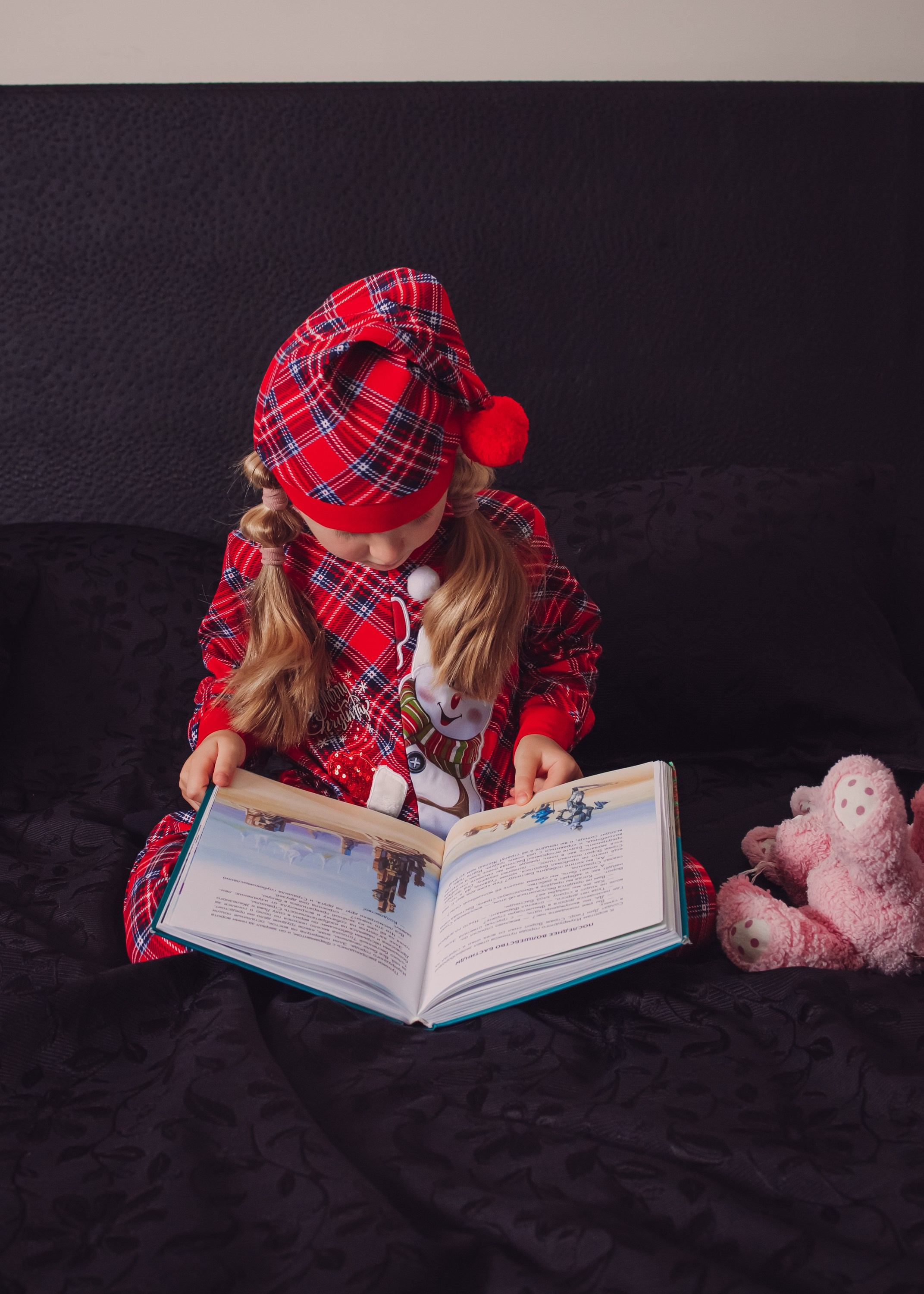 Новогодняя съемка в студии Алеси Марии. Агенство фотографов под любой запрос. Москва