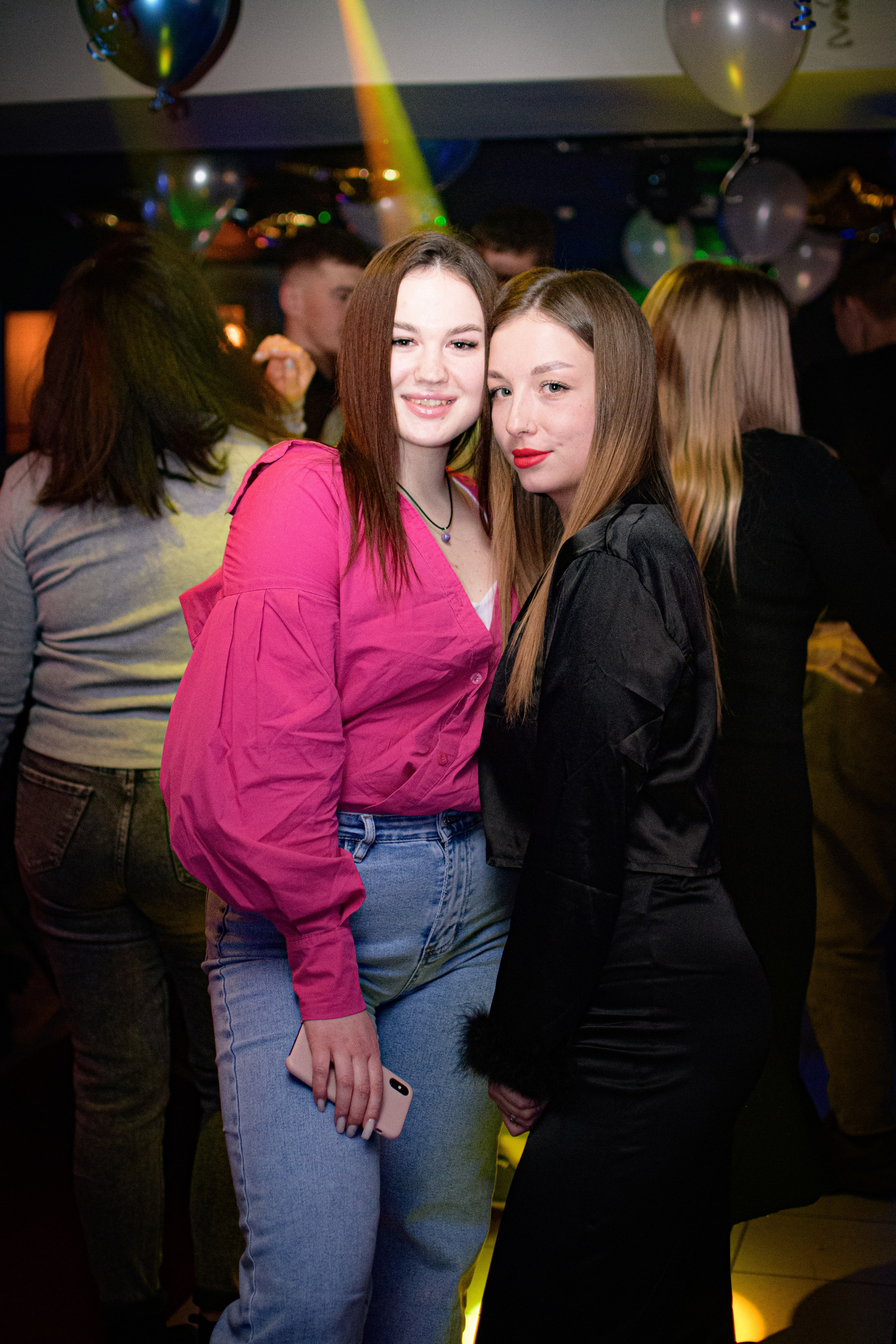 HOLLYWOOD / 6 YEARS. Photokarish