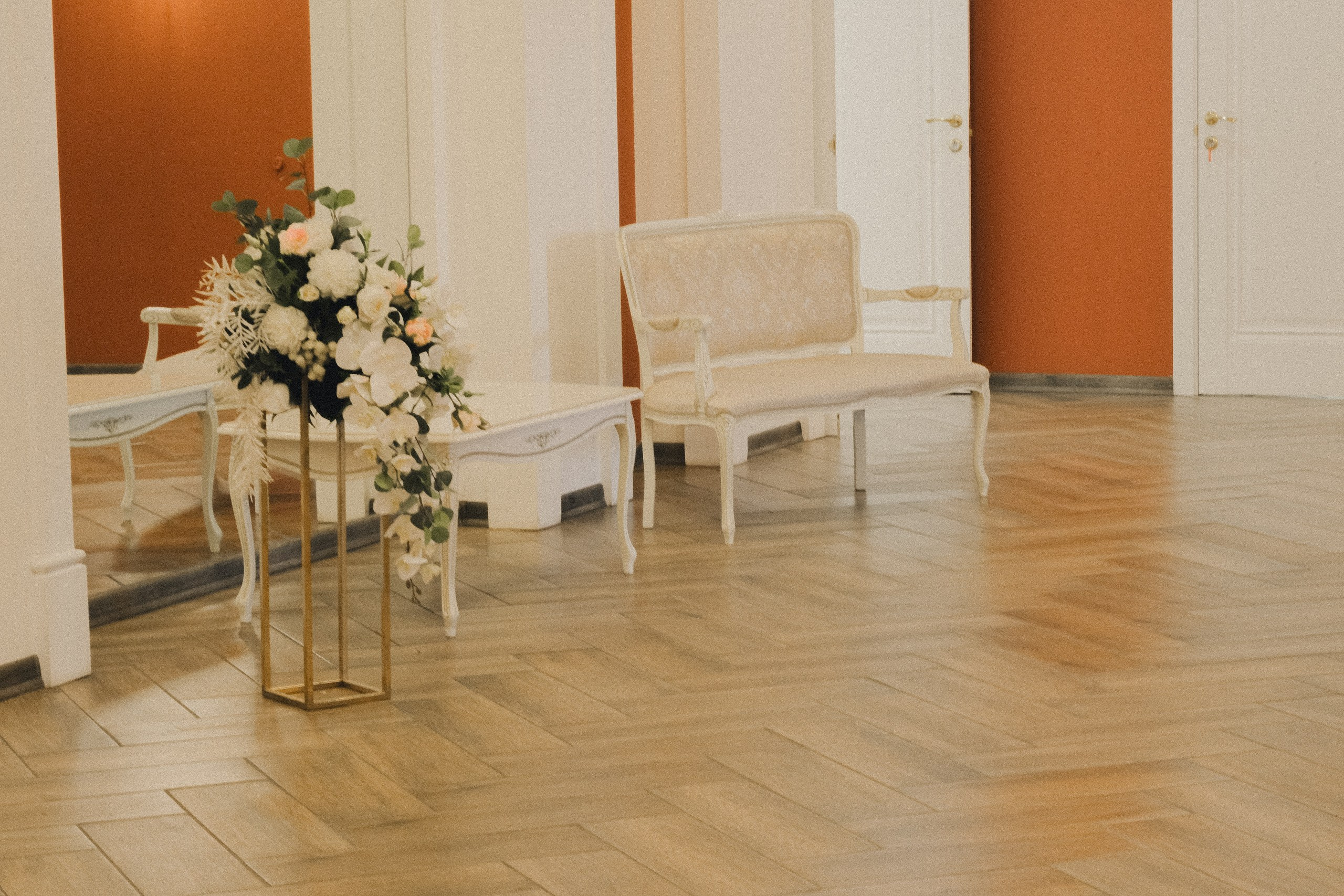 СВАДЕБНАЯ ФОТОСЕСИСИЯ В МЕТРО И ВОЗЛЕ ИСАКИЕВСКОГО СОБОРА В ДОЖДЬ. Профессиональный фотограф, Санкт-Петербург — Виктория Богомолова