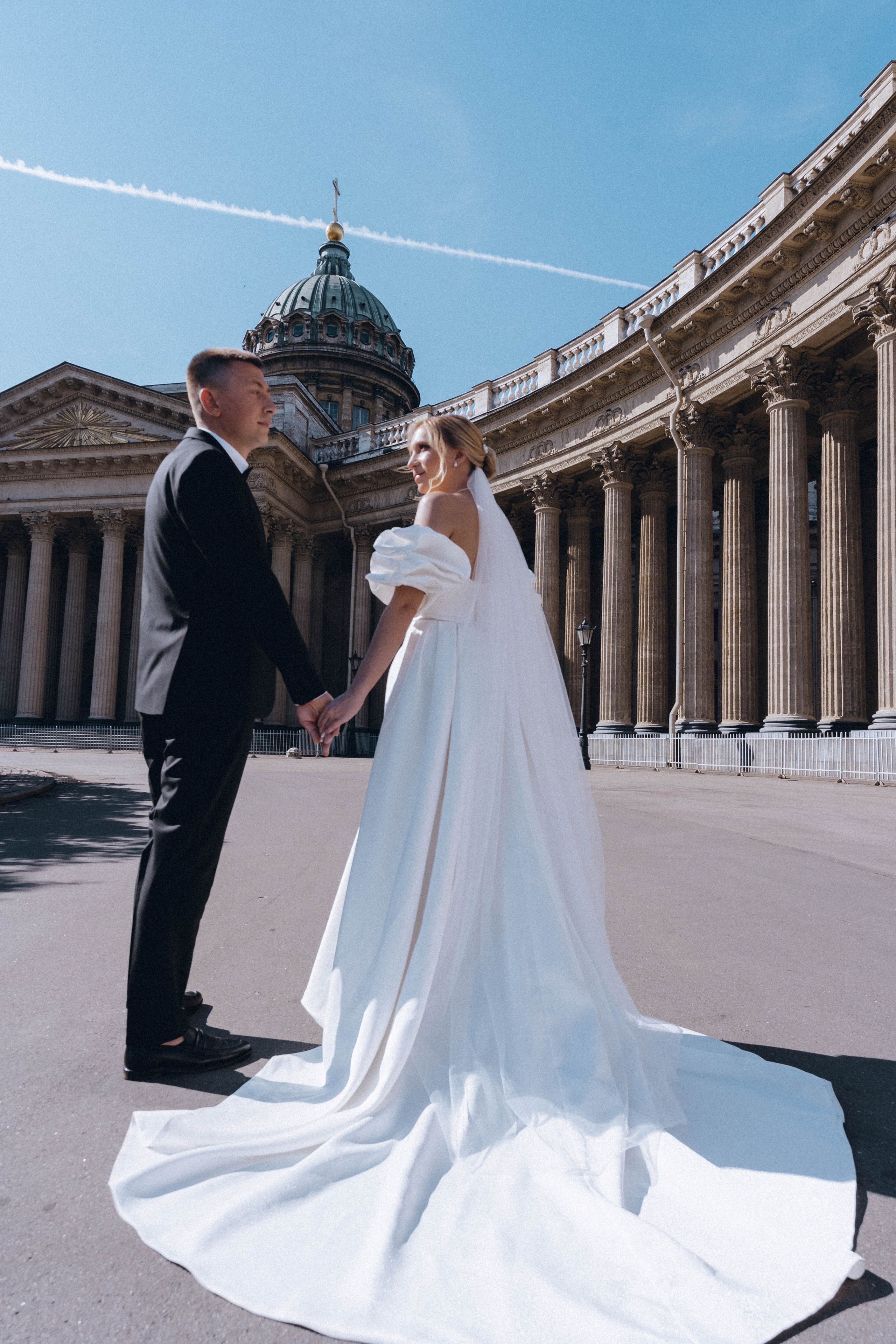 СВАДЕНБНАЯ СЬЕМКА НА КАТЕРЕ ПО КАНАЛАМ САНКТ-ПЕТЕРБУРГА И В АКВАТОРИИ НЕВЫ. Профессиональный фотограф, Санкт-Петербург — Виктория Богомолова