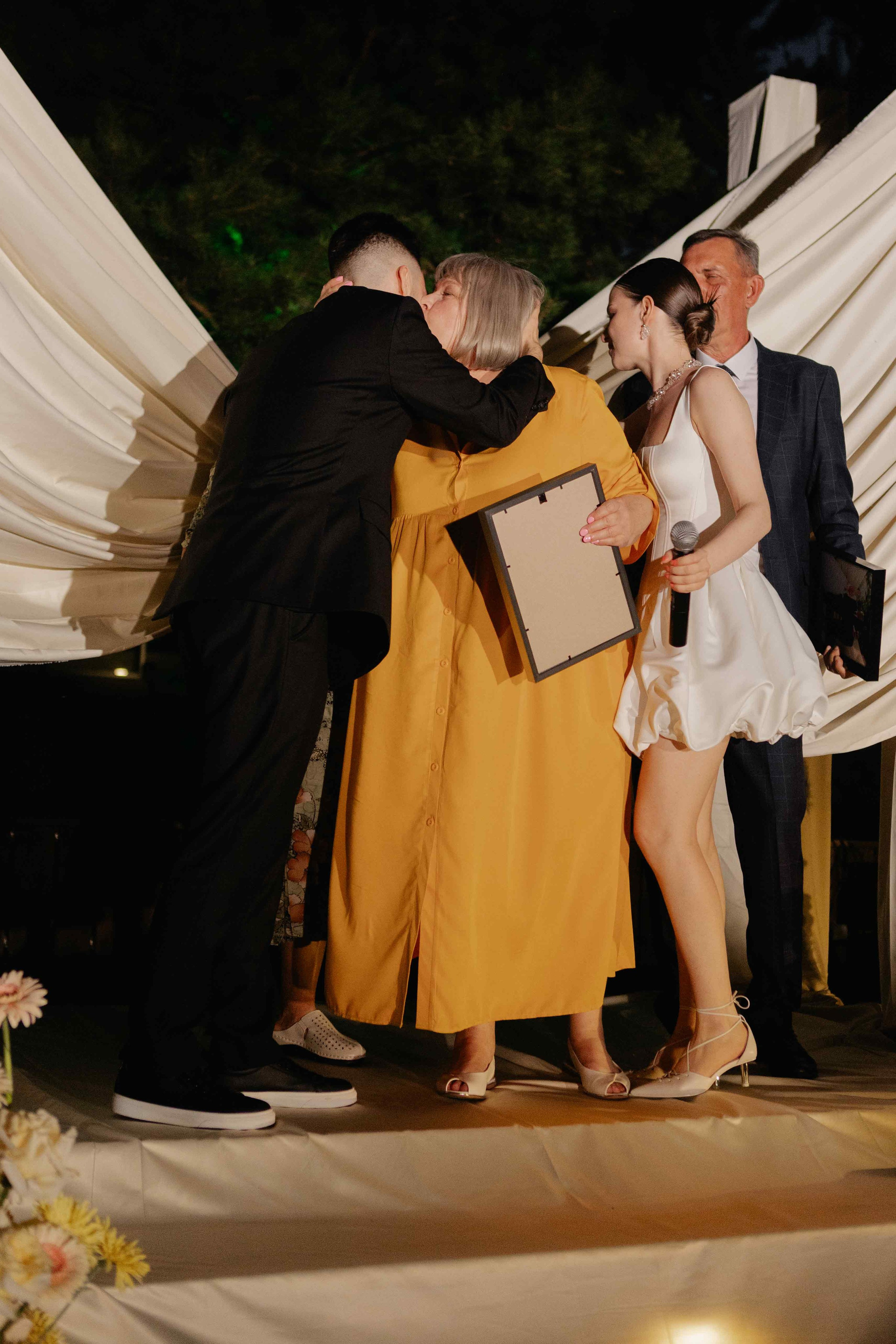 Никита и Анастасия (В данной серии сокращенный, полый день). Фотограф в Саратове Сабина Иманова