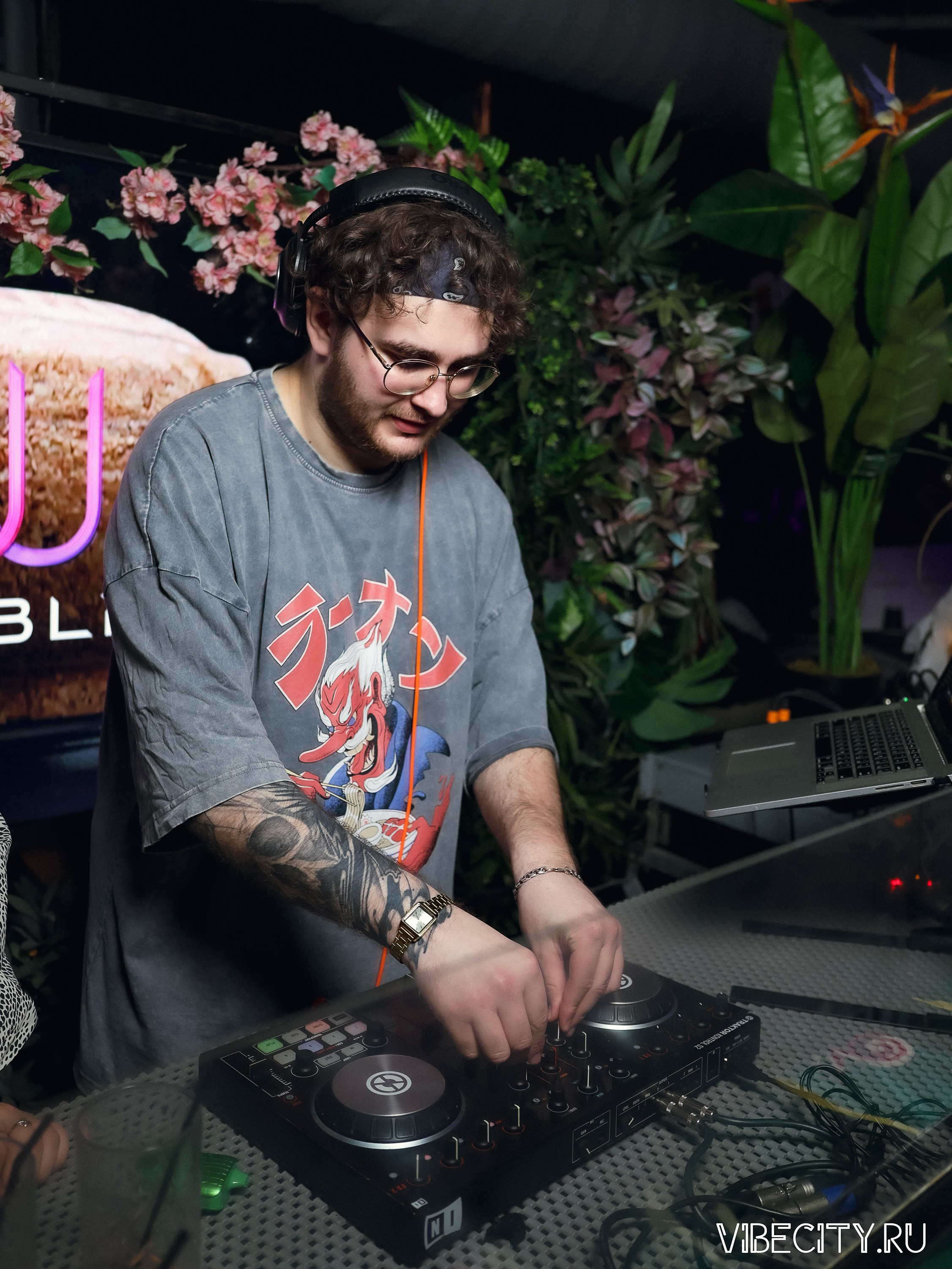 DOUBLE U. VIBECITY.RU Вайб Сити Ру Фоторепортажи Фотоотчеты Калининград