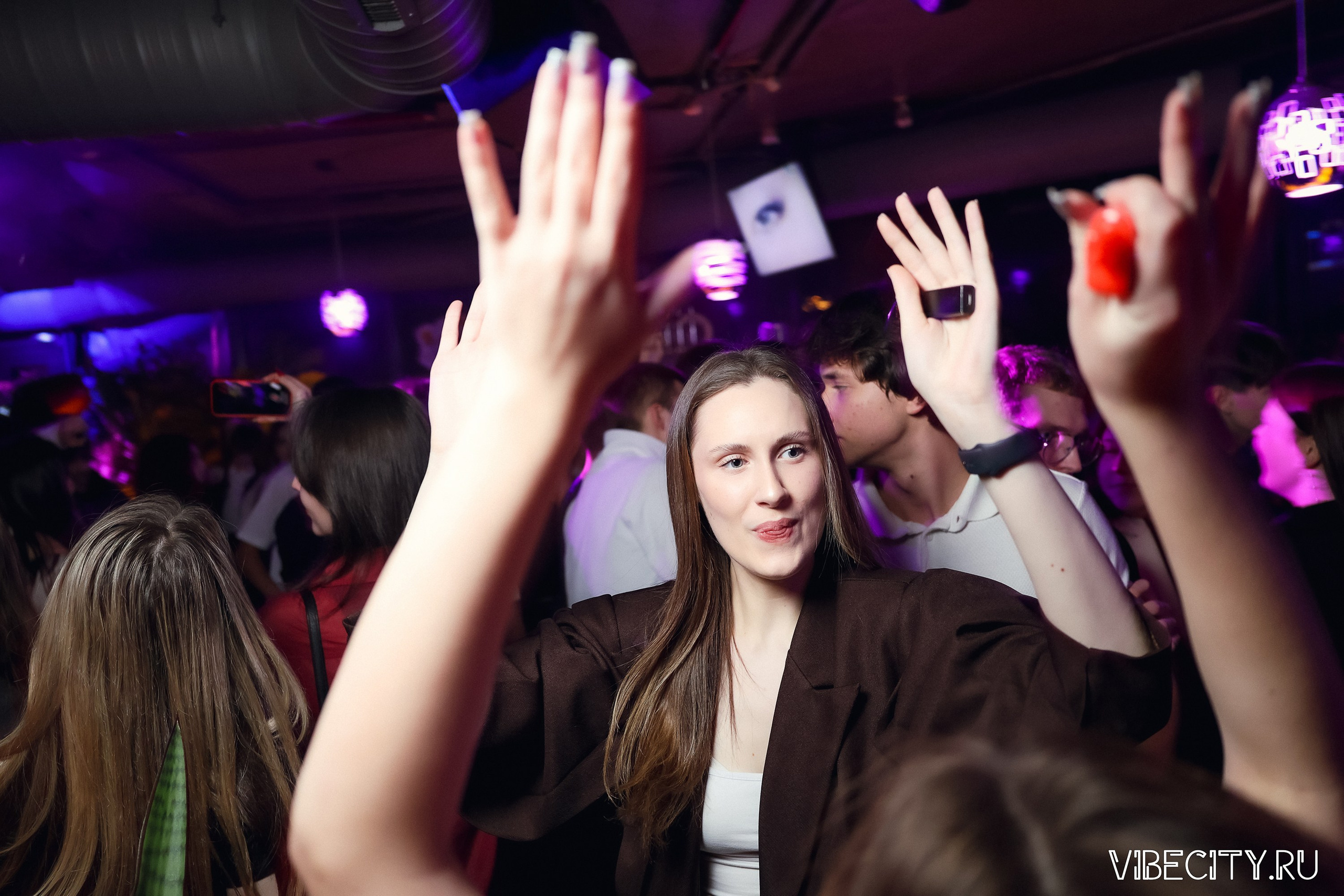 DOUBLE U. VIBECITY.RU Вайб Сити Ру Фоторепортажи Фотоотчеты Калининград