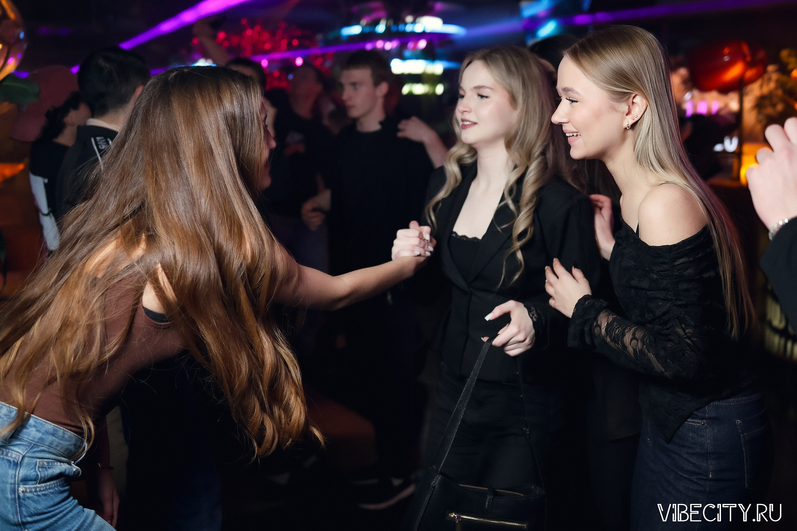 DOUBLE U. VIBECITY.RU Вайб Сити Ру Фоторепортажи Фотоотчеты Калининград