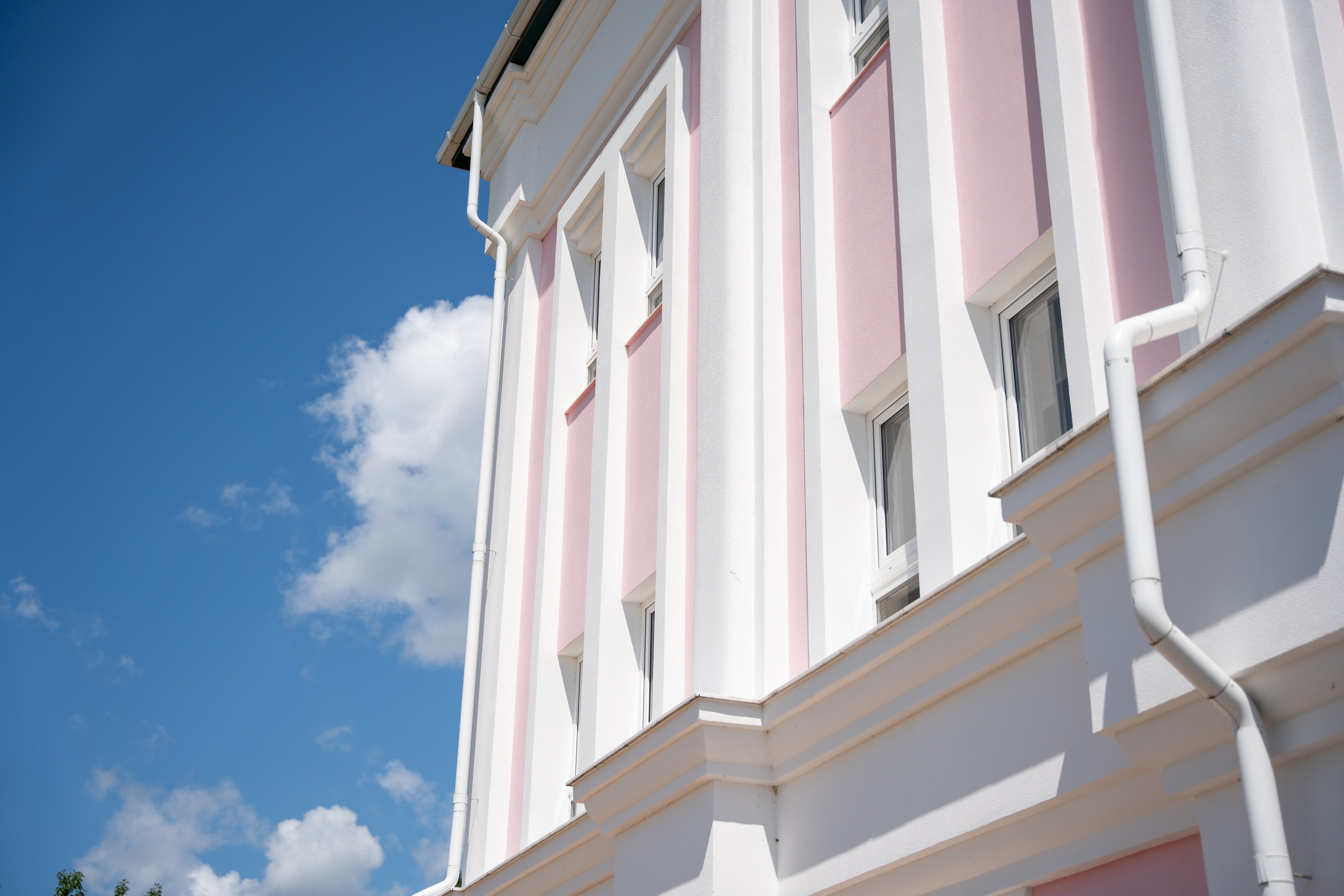 Интерьерная съемка частной клиники им. Х. М. Совмена в Краснодаре Профессиональная фотосъемка интерьеров медицинской клиники Совмена. Шедевры для Вас! Фотограф и Видеограф в Краснодаре Пахиев Руслан