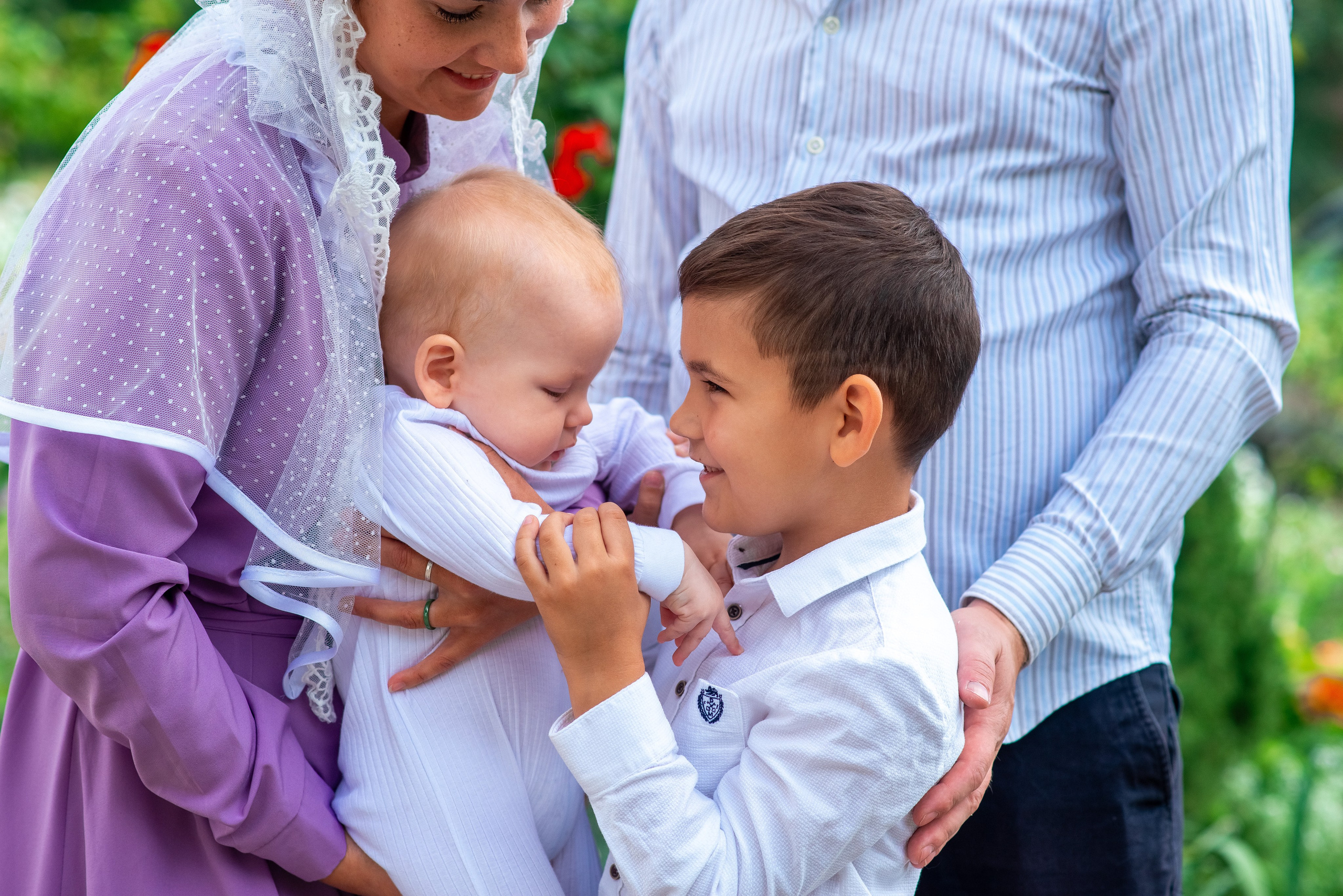 Крещение Михея в хр. Младенца Гавриила. Семейный фотограф на выписку из роддома и крещение Минск Настя Гришук