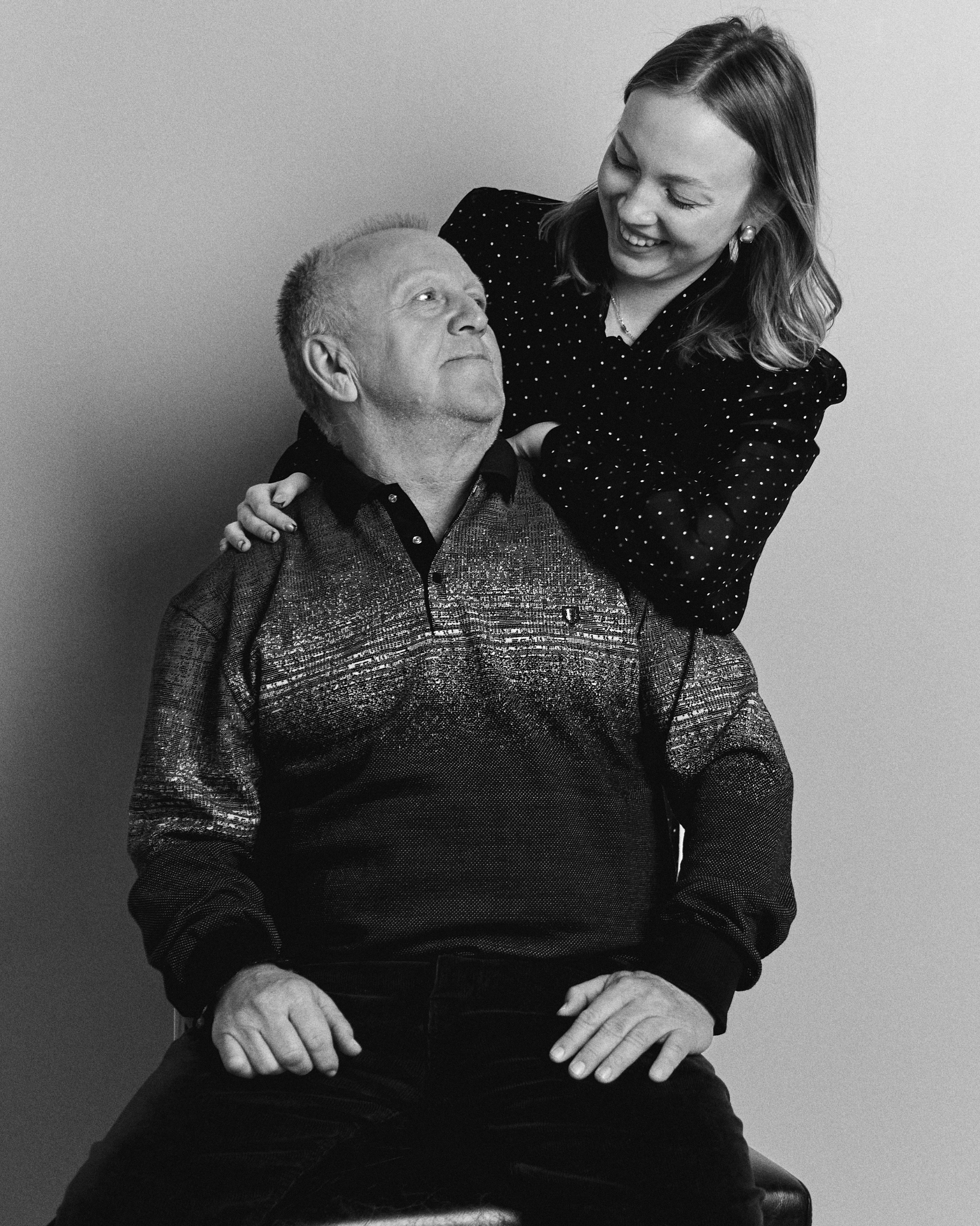 Вера с родителями. Фотограф Мария Мазунина