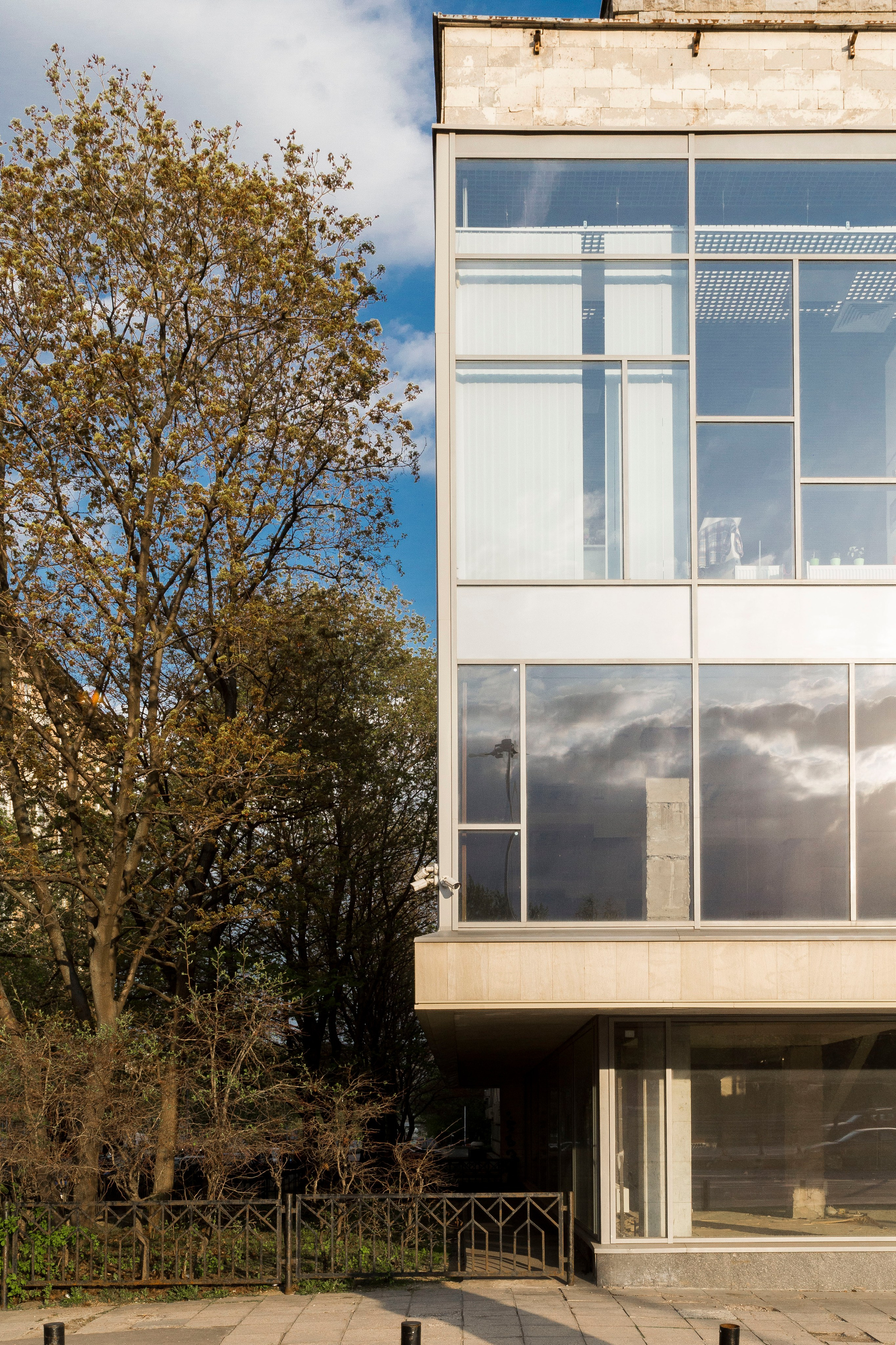 Дом оптики Всероссийского научного центра Государственного оптического. Проект фотографа Александра Высокина — «Фотоархитектоника»