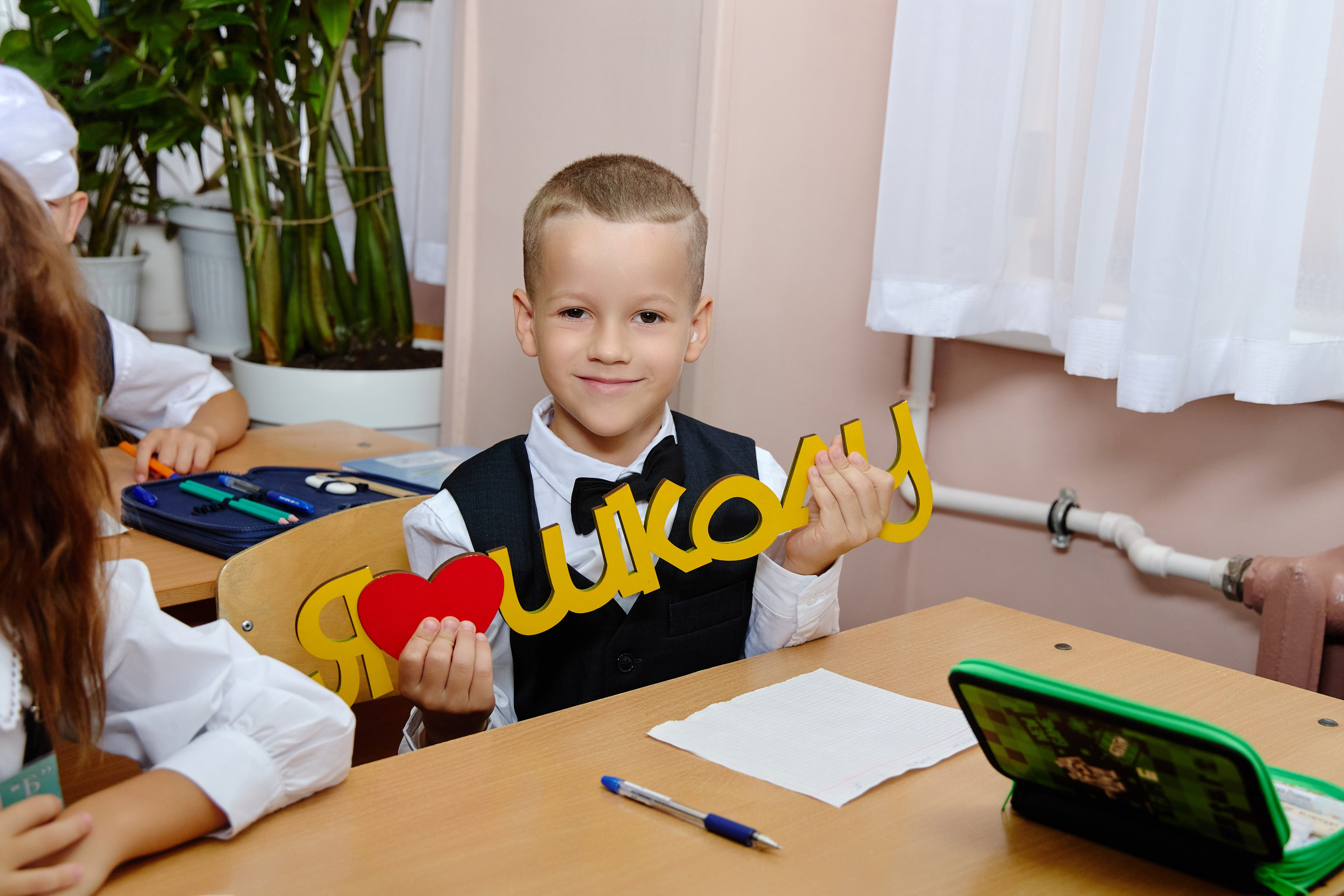 Сьемка репортаж в школе + проект Первоклашка. Фотограф Выпускные альбомы Таганрог Сергей Коробченко