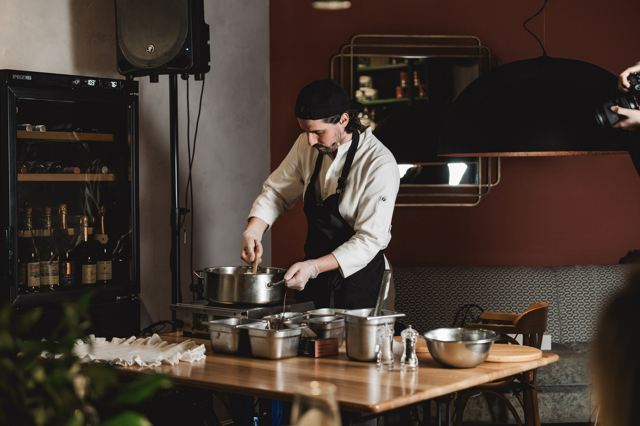 Гоствевой ужин в «Тепло» паста-бар. Фотограф Великий Новгород Артем Чернецкий