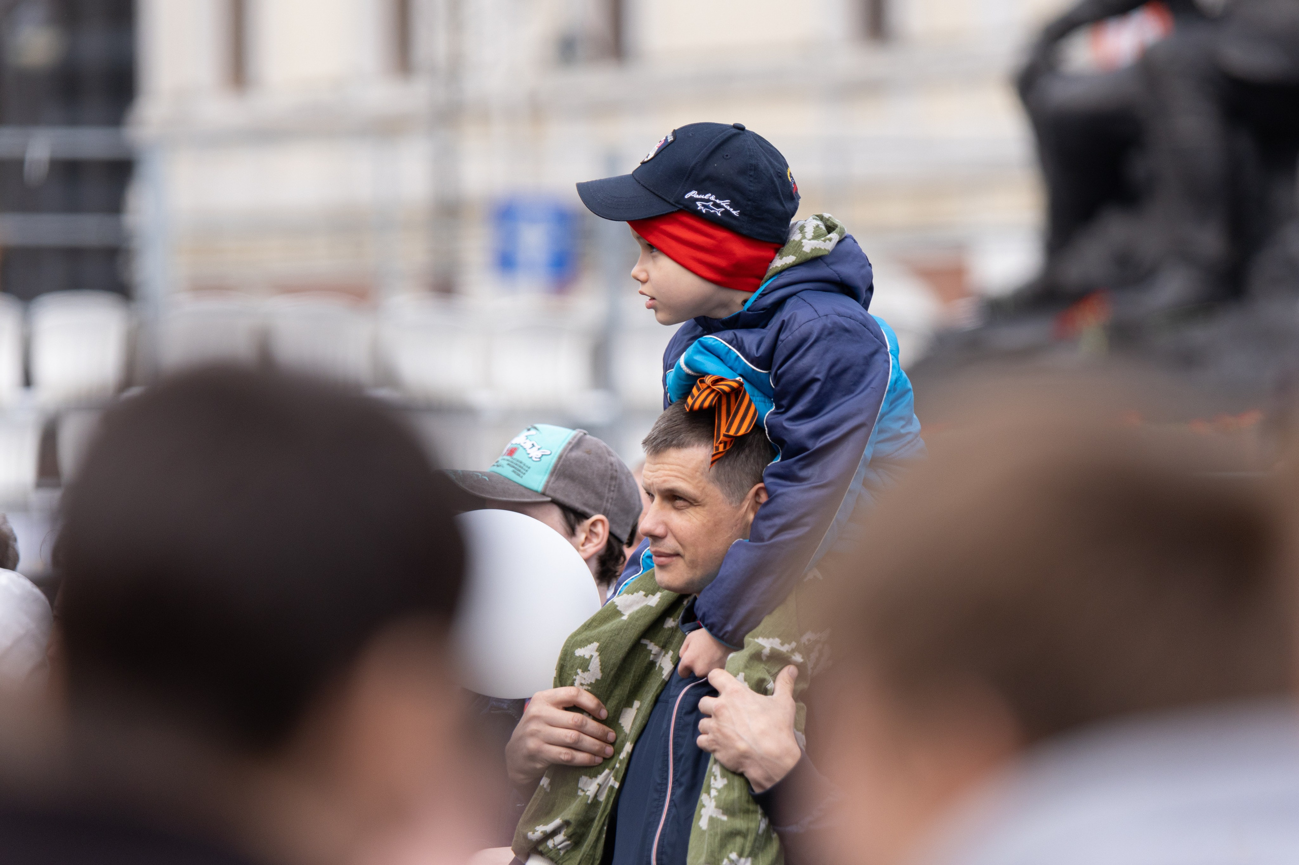 9 мая, выступления 2025 г. Олег Катакинов| Репортажный фотограф в городе у моря (Владивосток)