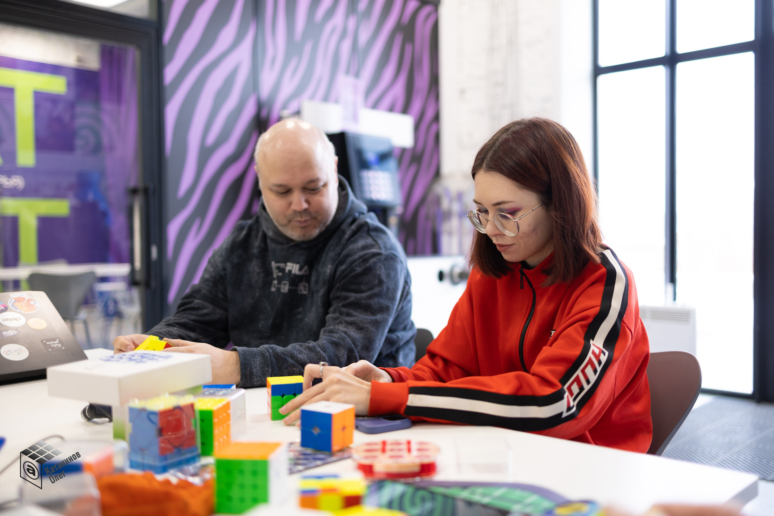 Мастер-классы по скоростной сборке кубика Рубика. Олег Катакинов| Репортажный фотограф в городе у моря (Владивосток)