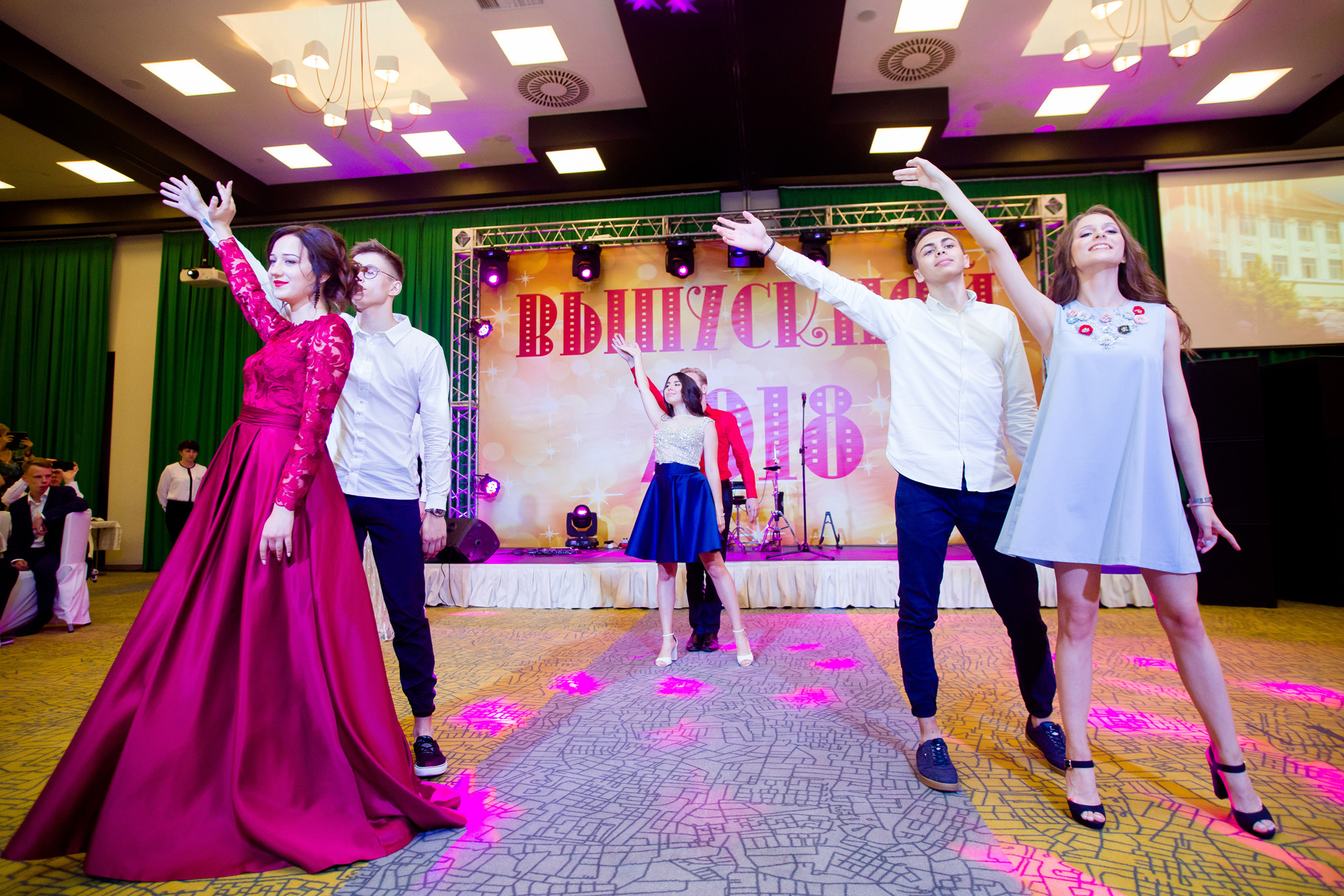 Выпускная фотосъёмка. Фотограф на выпускной. Cherkasovpro.ru