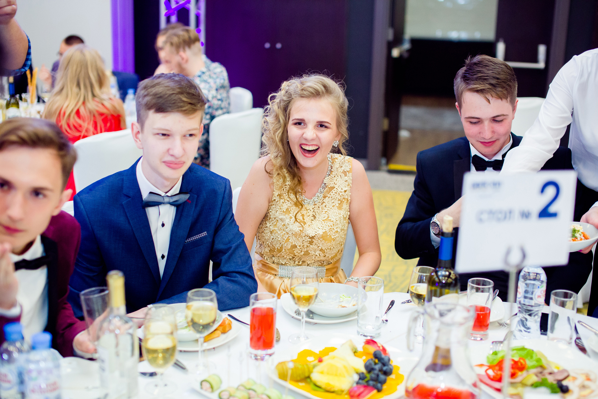 Выпускная фотосъёмка. Фотограф на выпускной. Cherkasovpro.ru