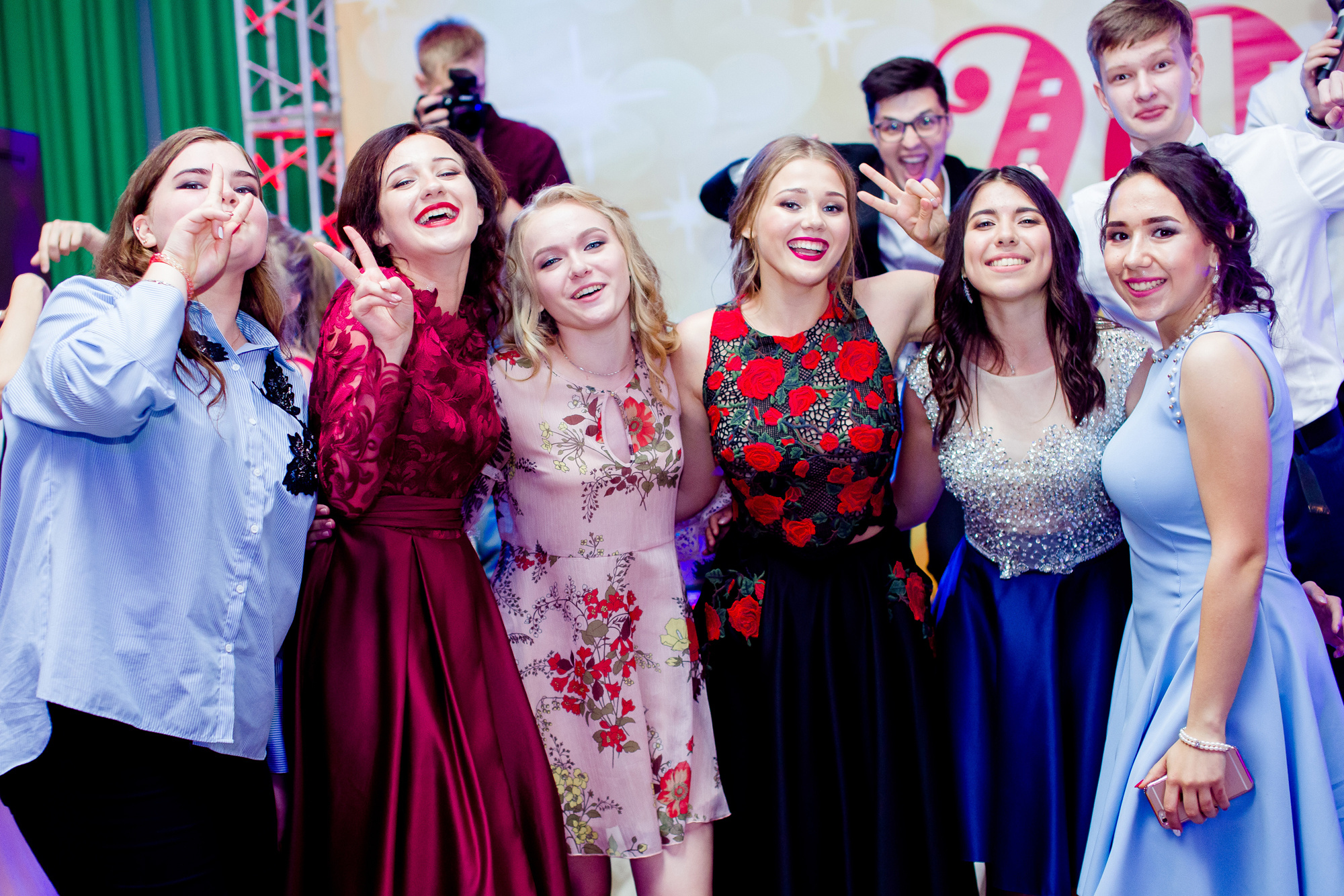 Выпускная фотосъёмка. Фотограф на выпускной. Cherkasovpro.ru
