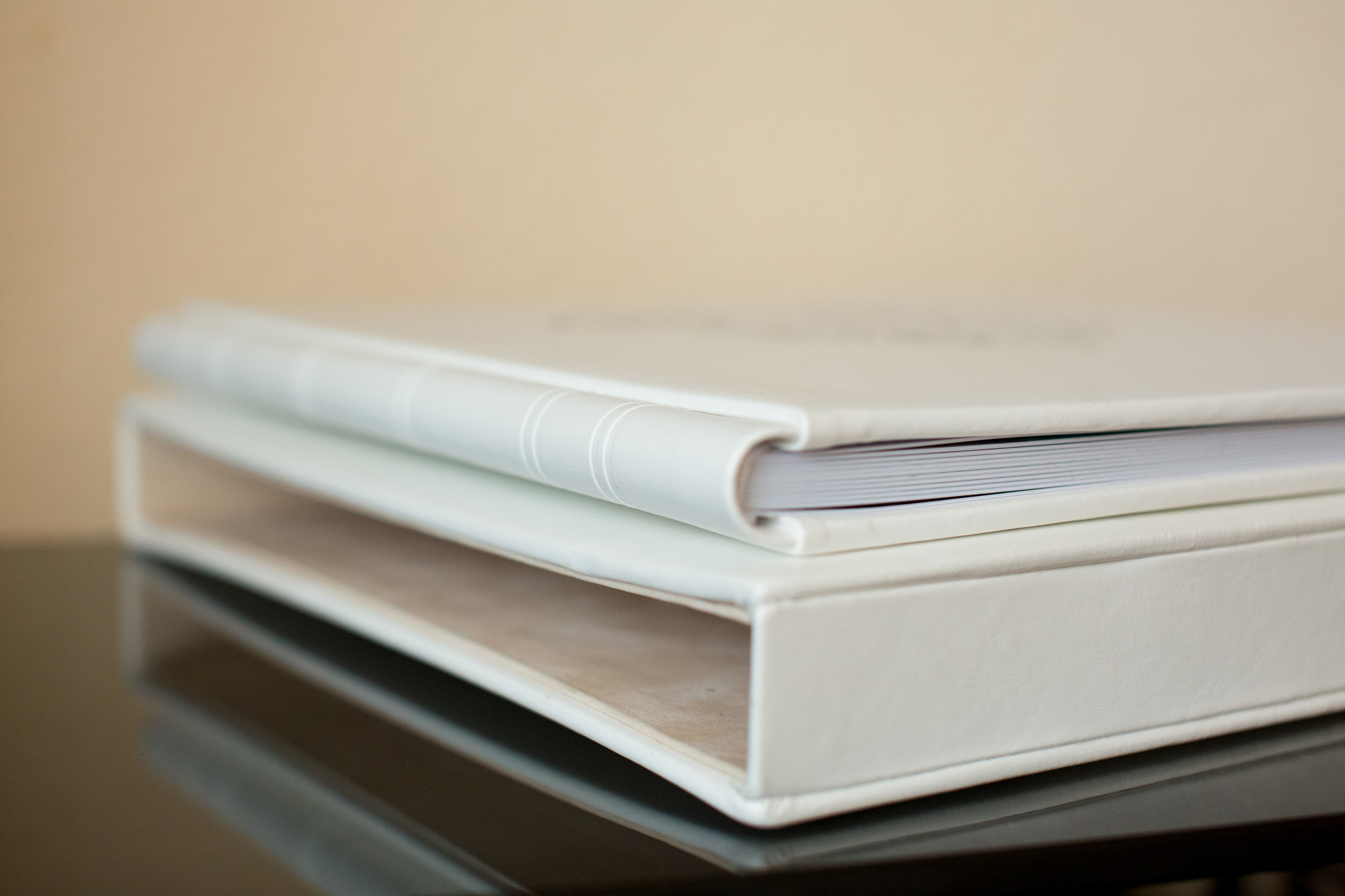 Красивые свадебные фотокниги. Cherkasovpro.ru