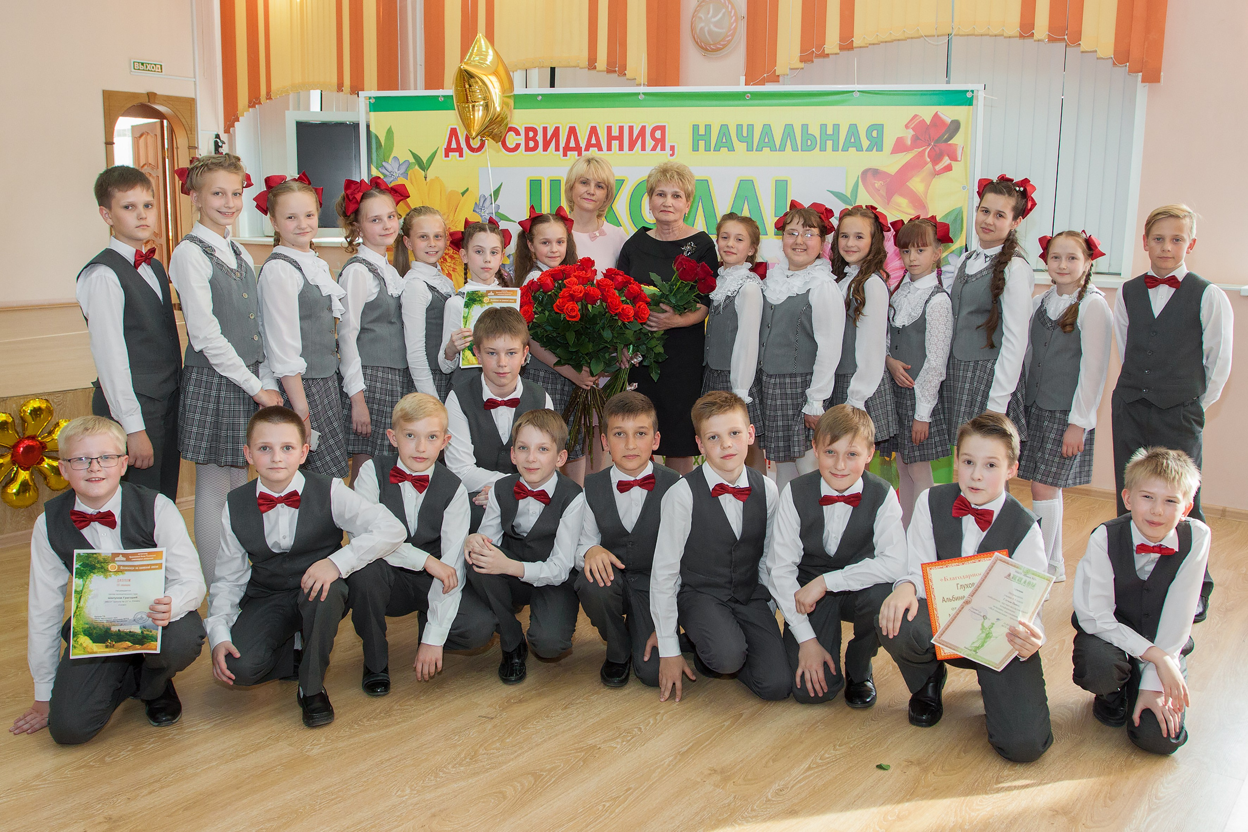 Сюжетные фотографии. Выпускные альбомы и фильмы